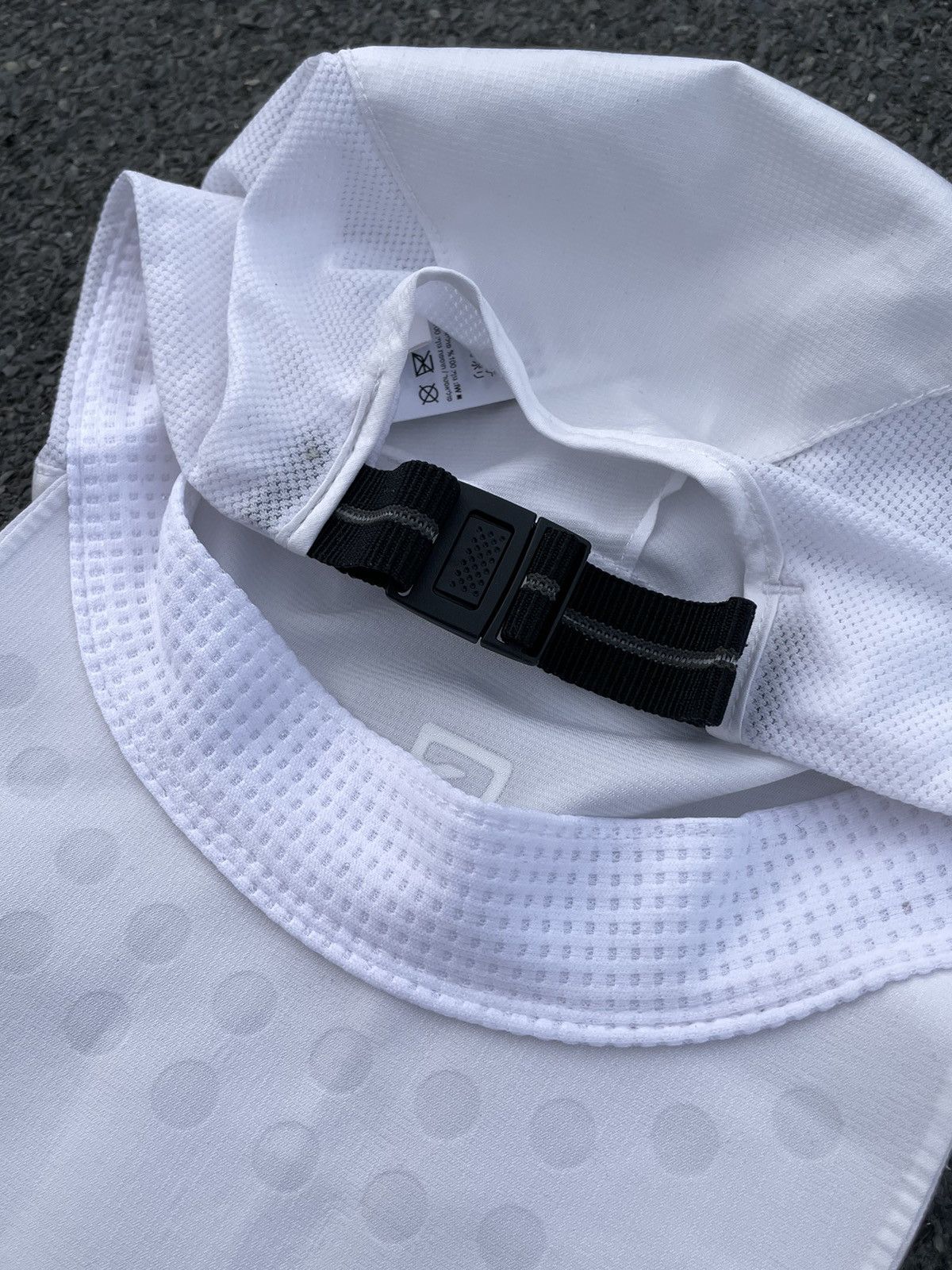 Salomon Salomon adjustable 5-panel ultra-weight tech xa cap white Size ONE SIZE - 3 Thumbnail