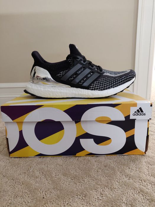 Adidas ultra boost on sale 2.0 silver medal