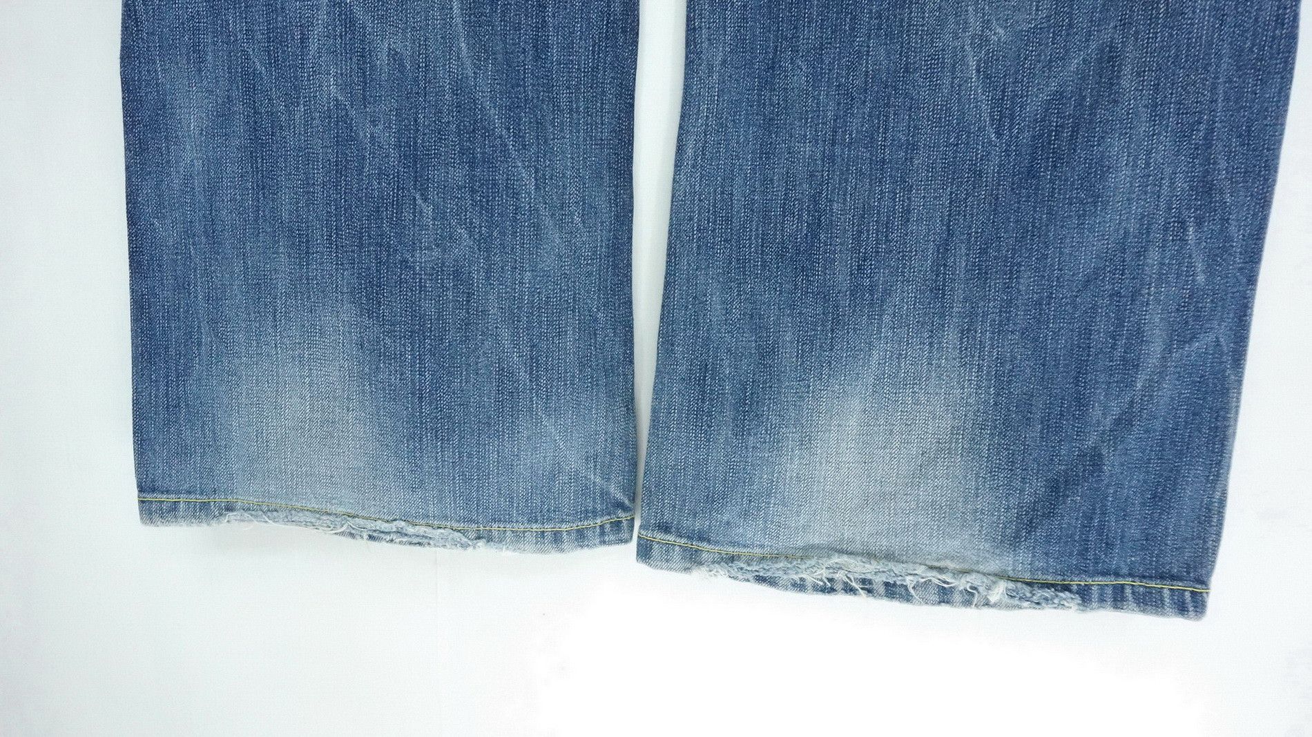 Japanese Brand 🔥 RED PEPPER Gold Label Classic Embroidered Flared Jeans Size US 34 / EU 50 - 12 Thumbnail