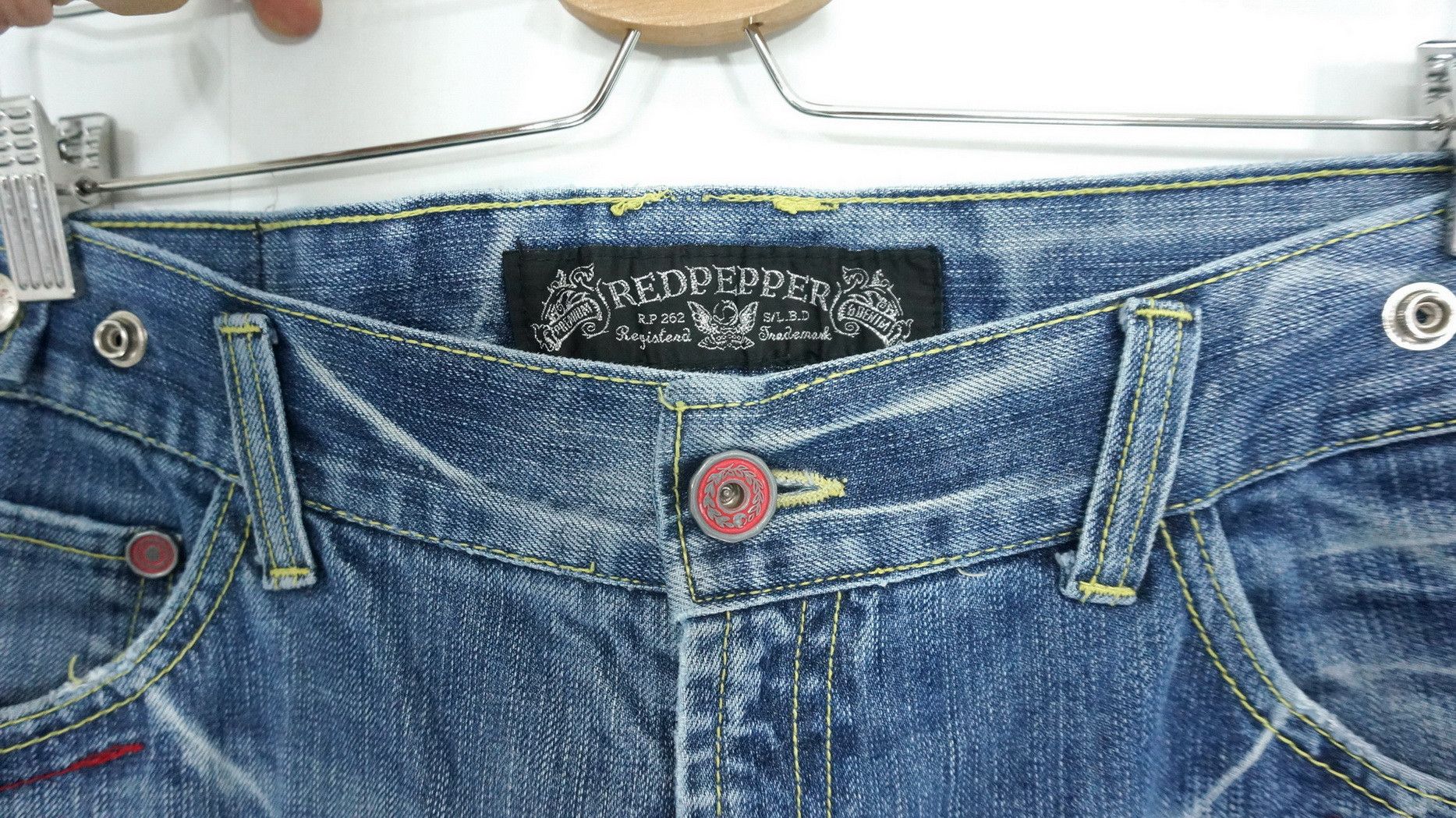 Japanese Brand 🔥 RED PEPPER Gold Label Classic Embroidered Flared Jeans Size US 34 / EU 50 - 6 Thumbnail