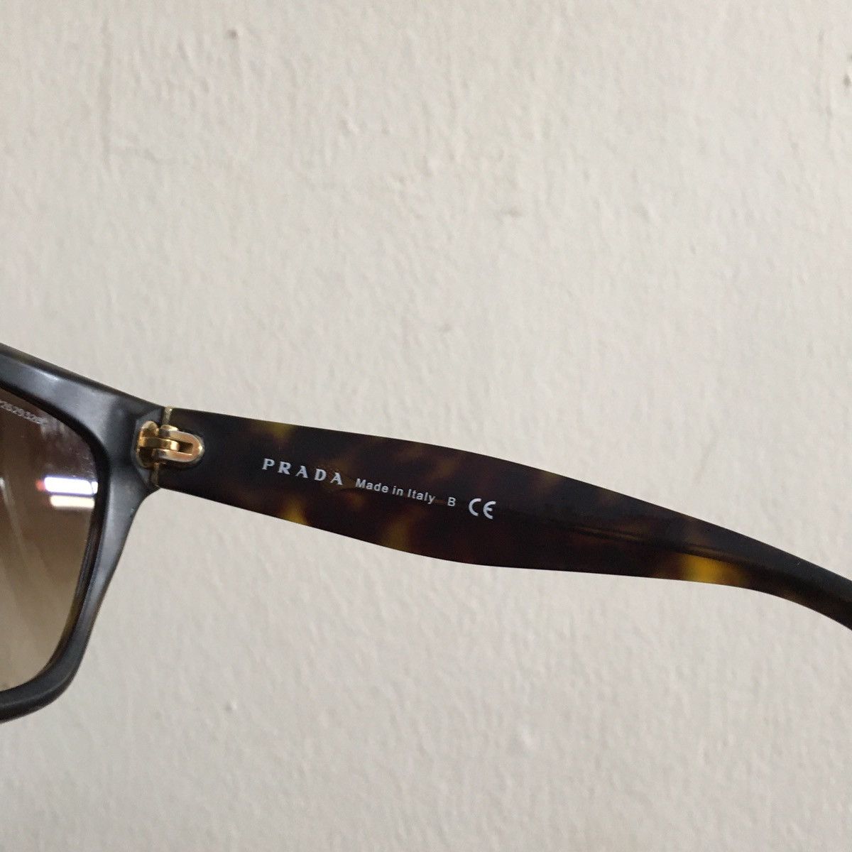 Prada Prada sunglasses wayfarer style Size ONE SIZE - 7 Thumbnail