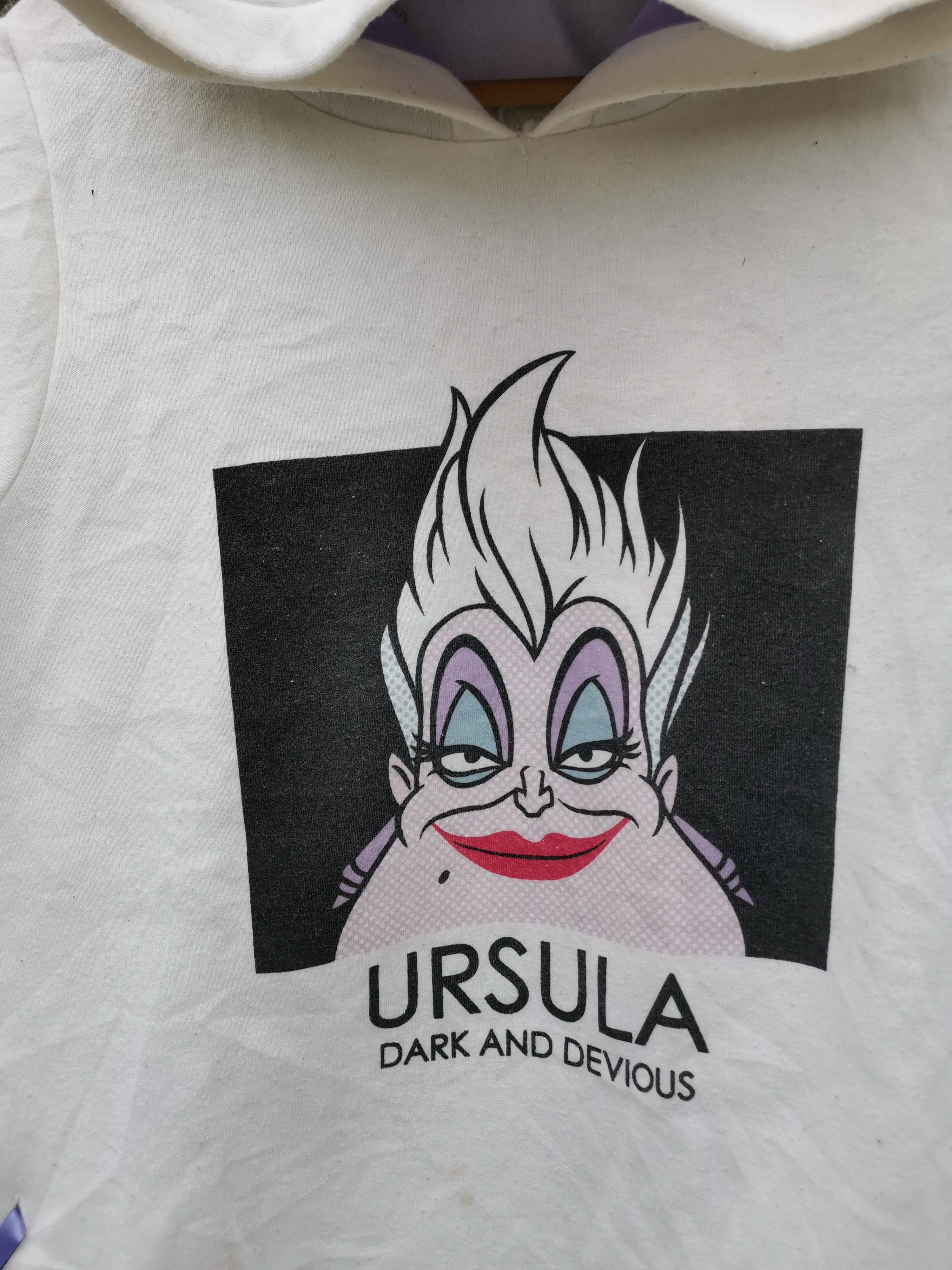 Disney Vintage Disney Ursula Pullover Hoodie Size US M / EU 48-50 / 2 - 2 Thumbnail