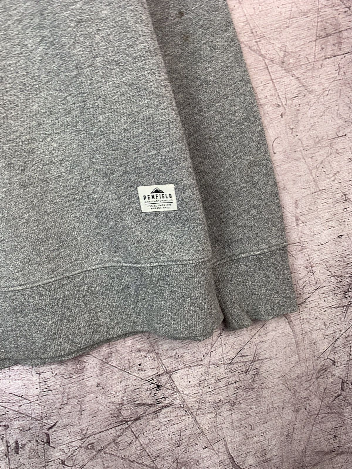 Penfield Penfield Mens Big Logo Sweatshirt Size US M / EU 48-50 / 2 - 3 Thumbnail