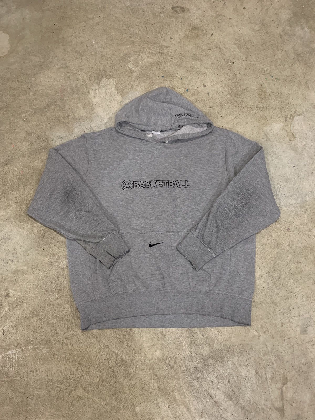 Nike × Vintage Vintage Y2K Middle Swoosh Basketball Hoodie Size US XL / EU 56 / 4 - 1 Thumbnail
