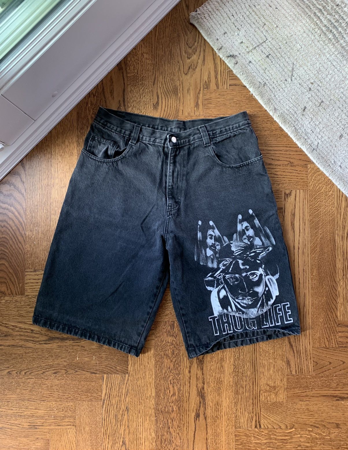 image of 90's Vintage Baggy Jorts Y2K Tupac Jean Short Wide Long Loose in Black, Men's (Size 34)