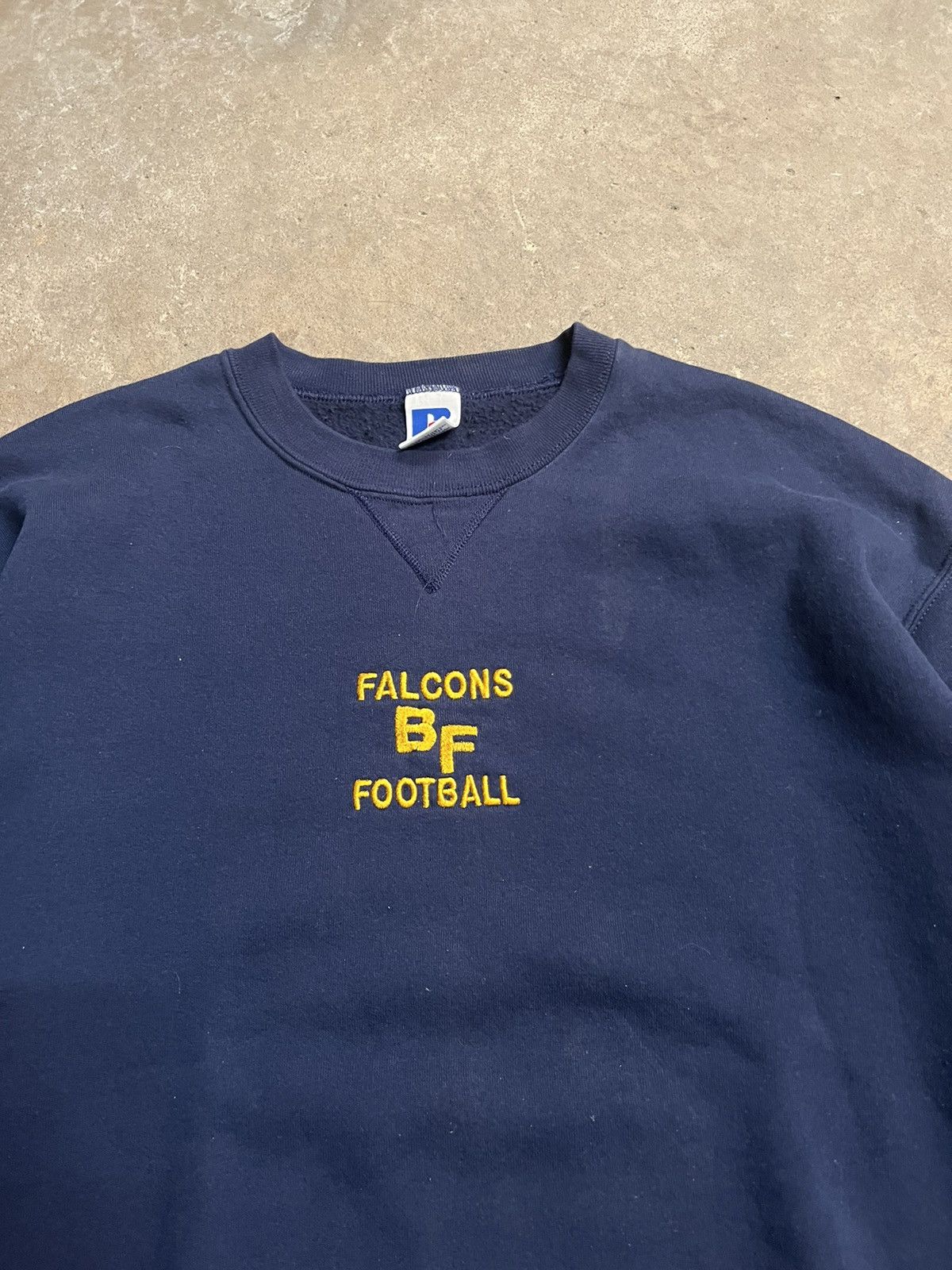 Russell Athletic × Vintage Vintage 90's Russell Athletics Falcons Football Sweatshirt Size US L / EU 52-54 / 3 - 3 Thumbnail