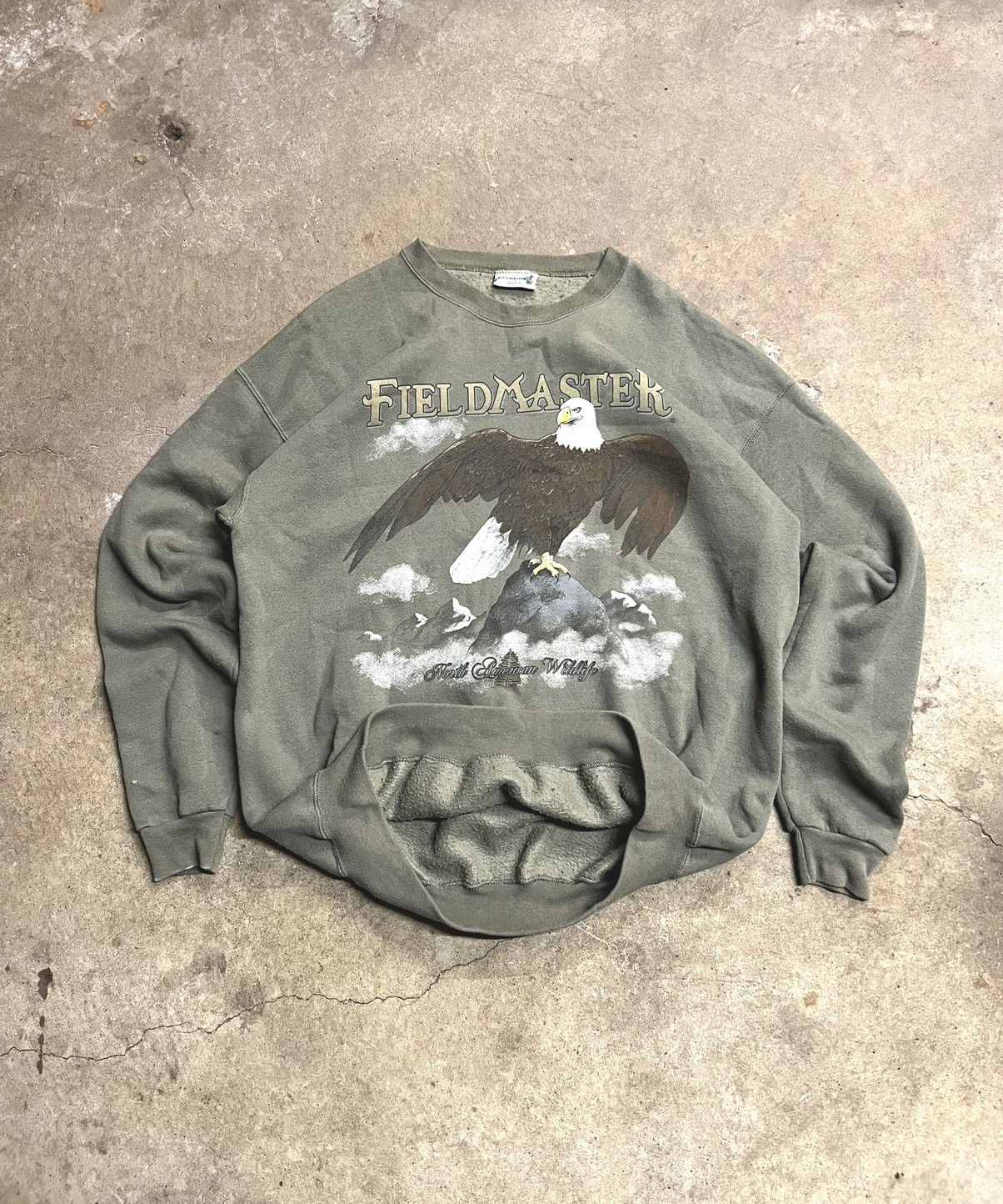 Vintage Vintage 90's Made in USA FieldMaster Eagle Crewneck Size US XL / EU 56 / 4 - 1 Thumbnail