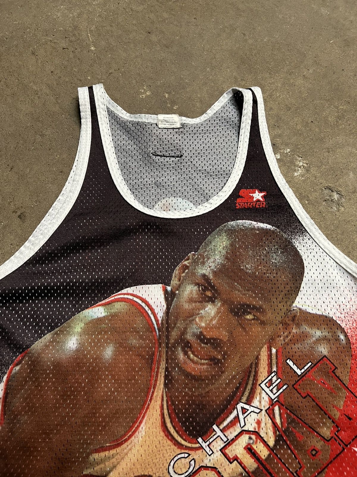 Starter × Vintage Vintage 90's Starter Michael Jordan All Over Print Size US L / EU 52-54 / 3 - 3 Thumbnail
