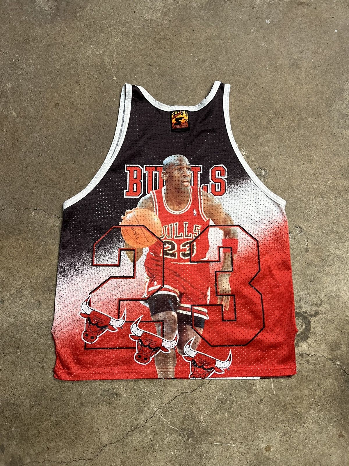 Starter × Vintage Vintage 90's Starter Michael Jordan All Over Print Size US L / EU 52-54 / 3 - 5 Thumbnail