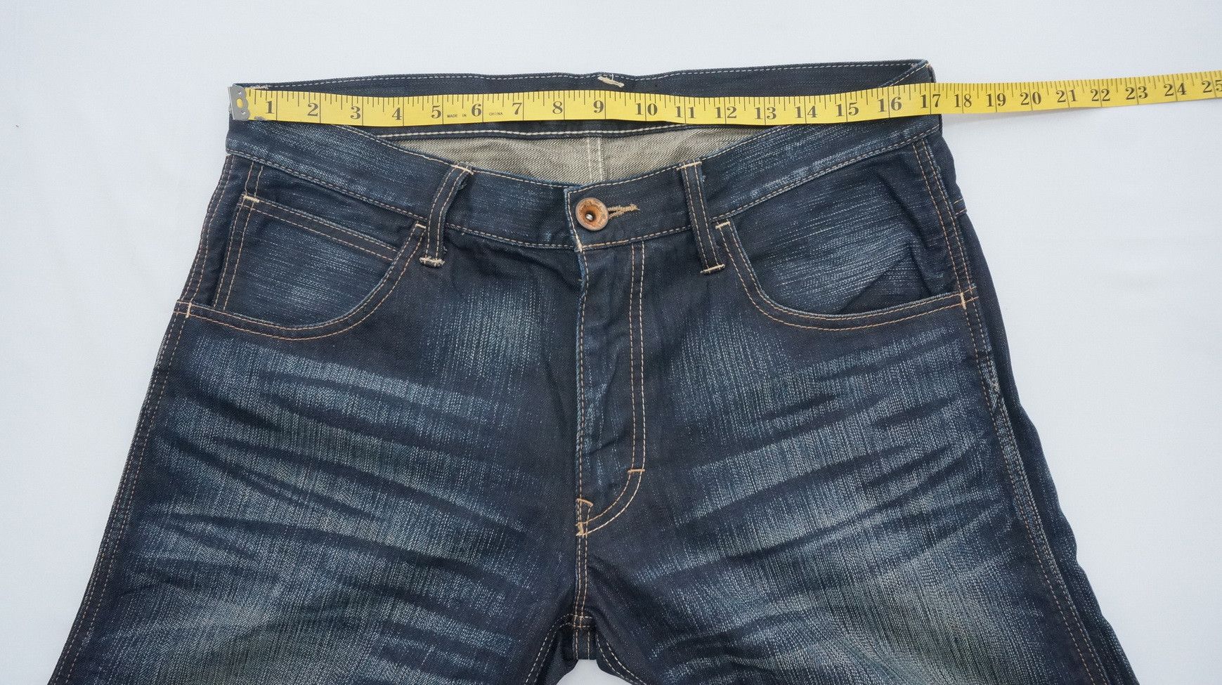 Japanese Brand BACK NUMBER Cinch Back Distressed Jeans Size US 34 / EU 50 - 14 Thumbnail