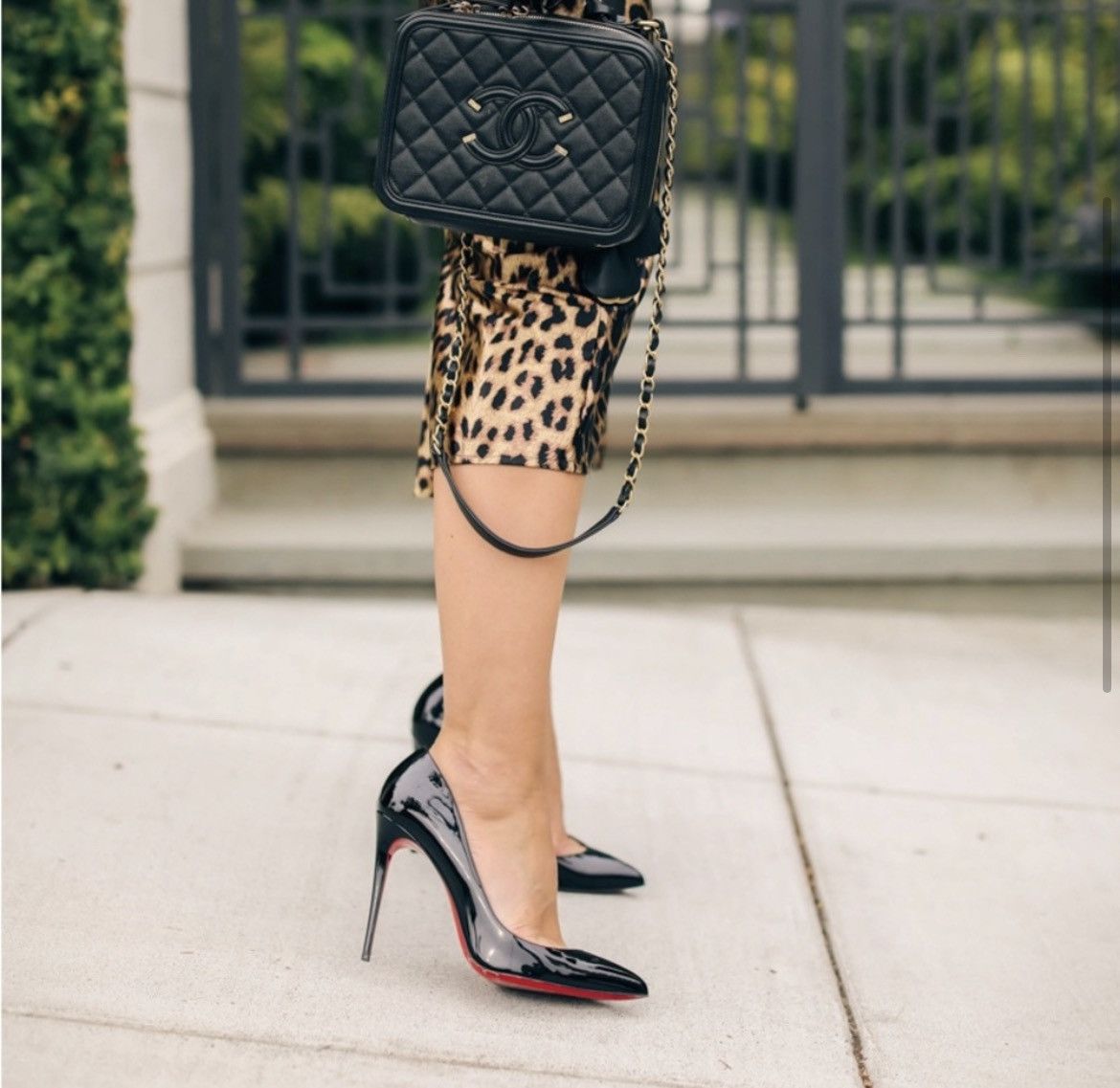 Christian Louboutin Pigalle Follies 100 mm Patent Pumps Footwear