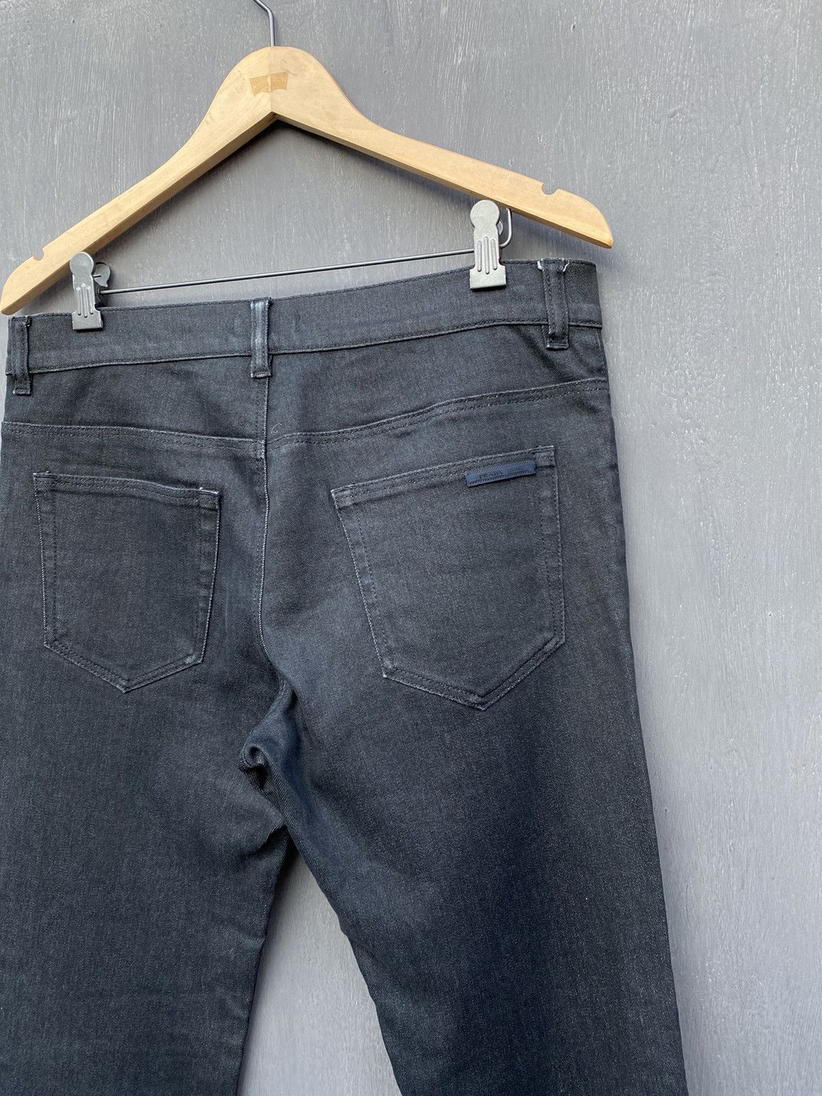 Prada Prada tight fit pants size 33 made in italy Size US 33 - 6 Thumbnail