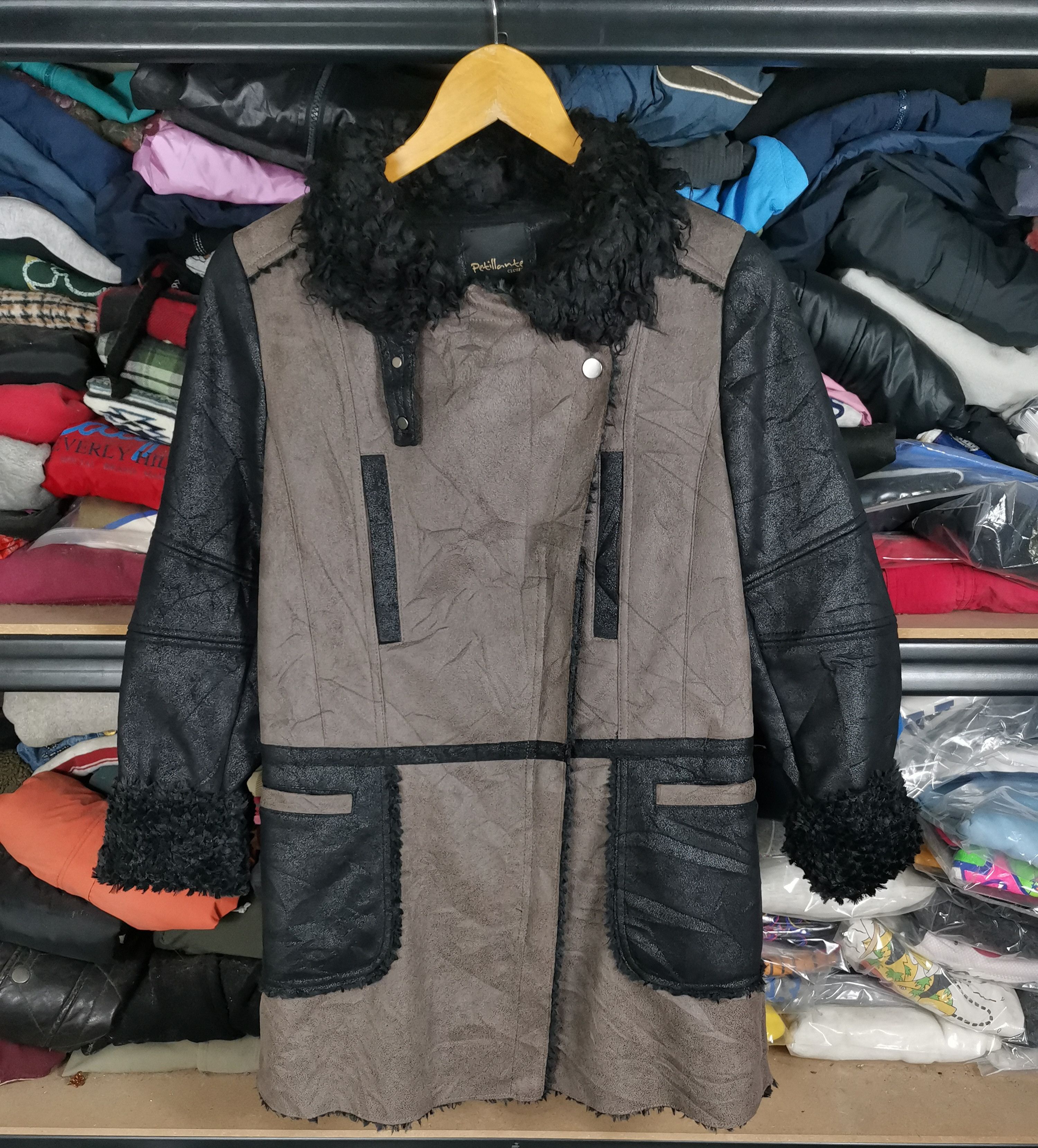 Japanese Brand × Vintage Japanese Brand Petillante Closet Fur Collar Long Jacket Size XS / US 0-2 / IT 36-38 - 1 Thumbnail