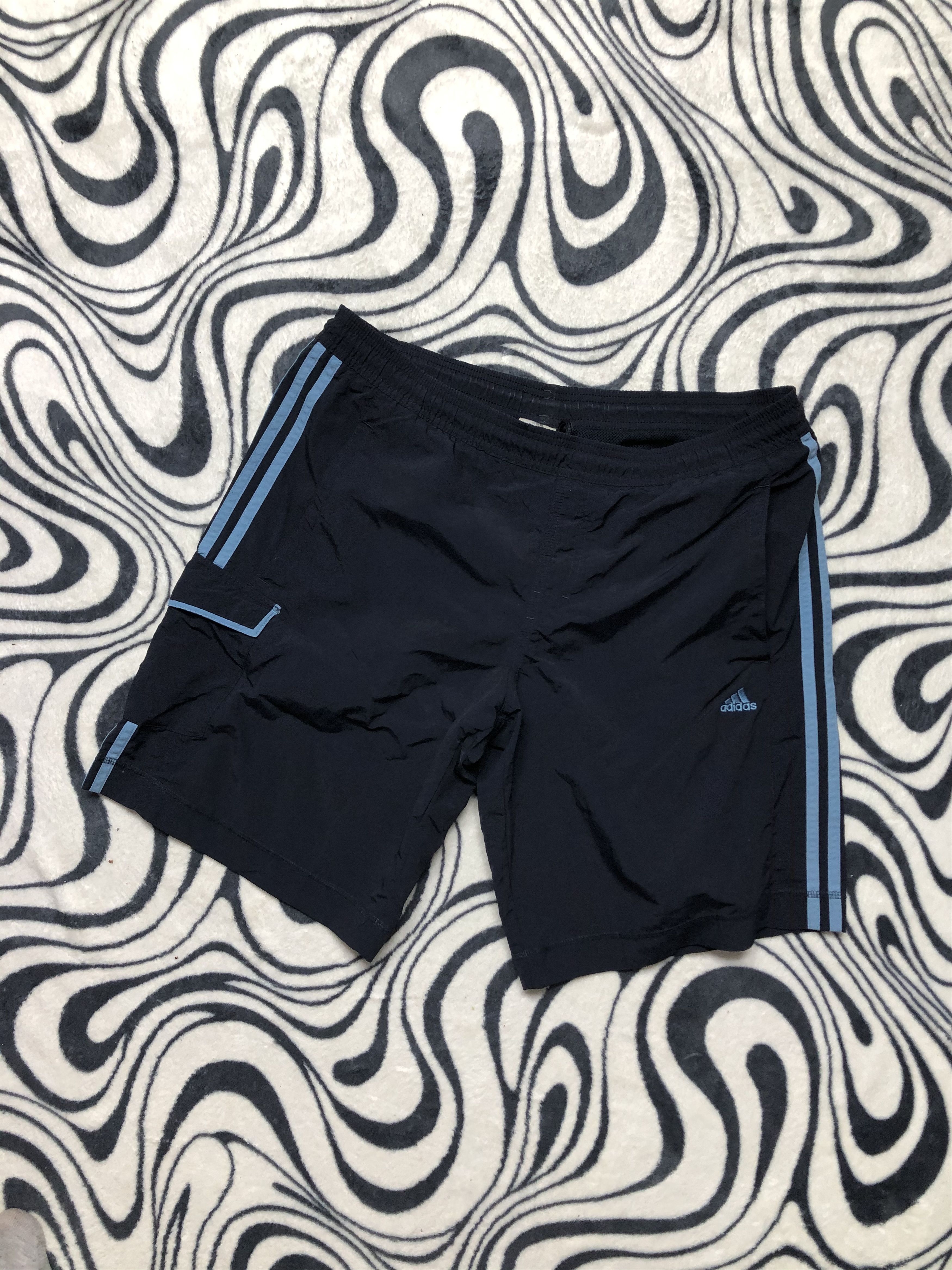 Adidas × Vintage Adidas Vintage Mens Nylon Cargo Shorts Size US 32 / EU 48 - 1 Thumbnail