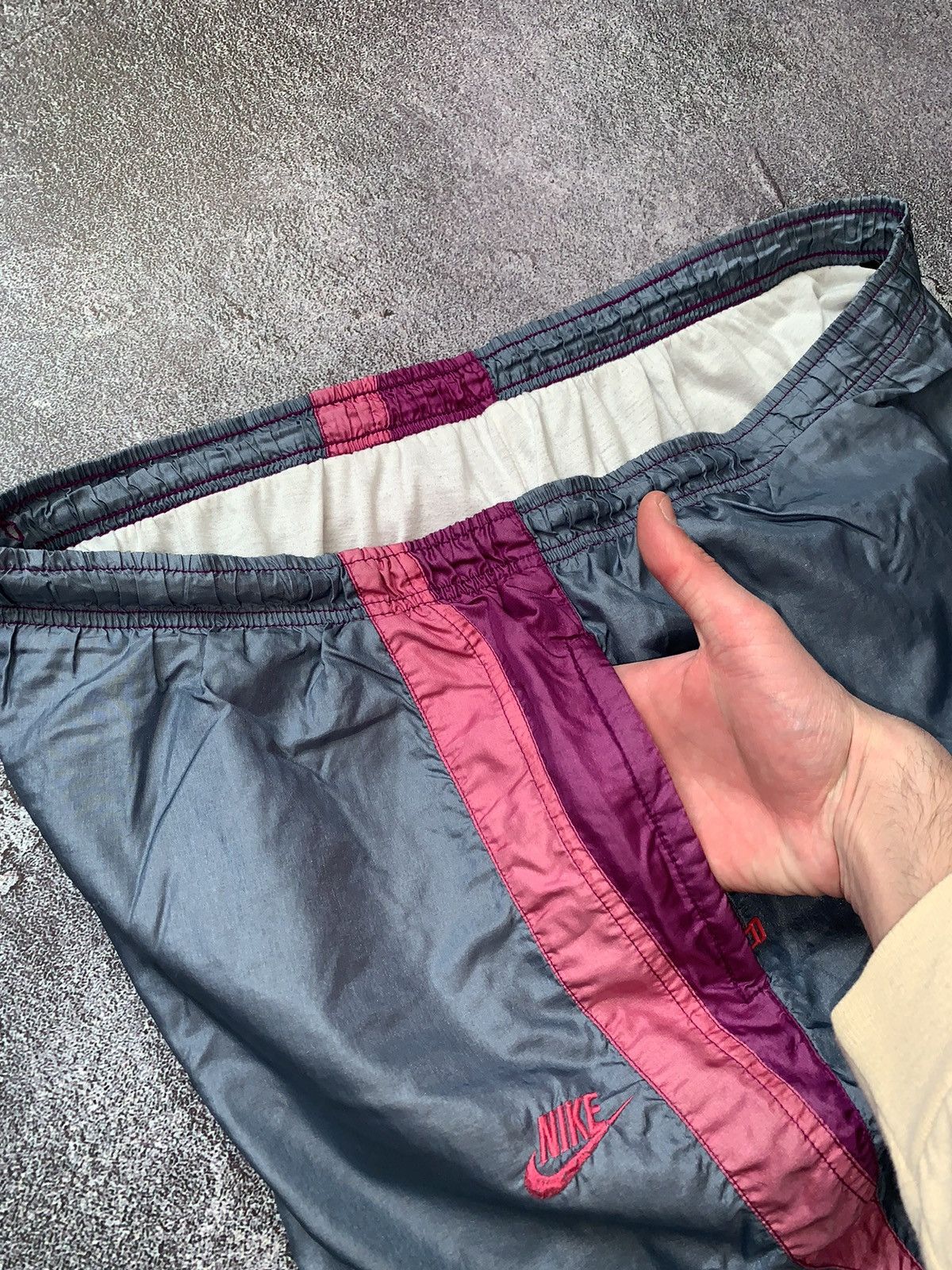 Nike × Nike ACG × Vintage Nike XL vintage oversize jogger sweatpants baggy track pants Size US 42 / EU 58 - 5 Thumbnail