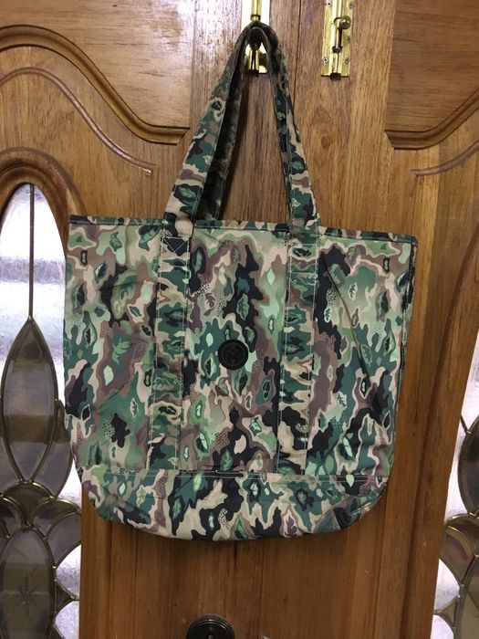 Nigo NIGO for IQOS Camouflage Tote Bag | Grailed