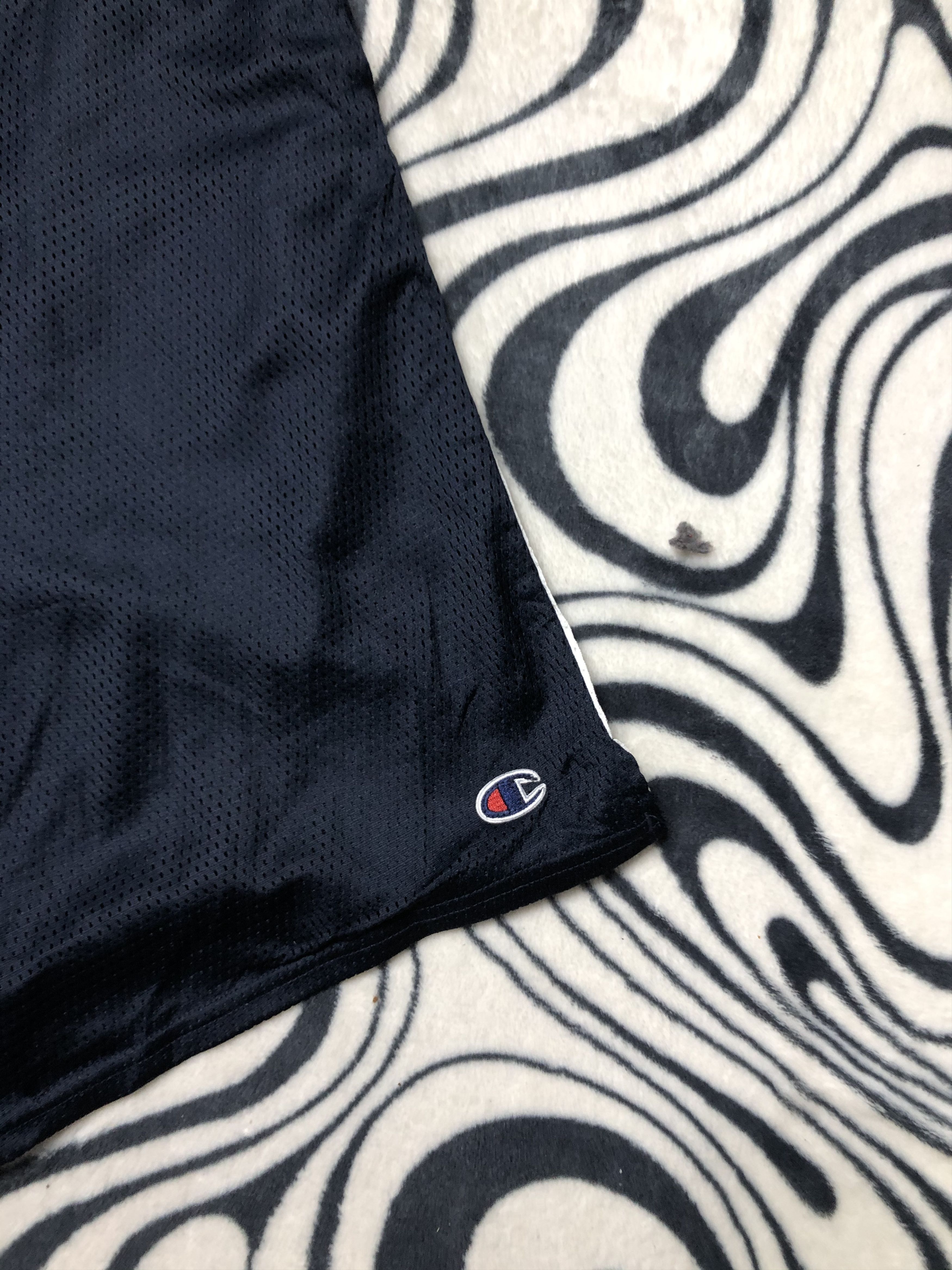 Champion × Vintage Champion Vintage Mens Basketball Shorts Size US 36 / EU 52 - 2 Thumbnail