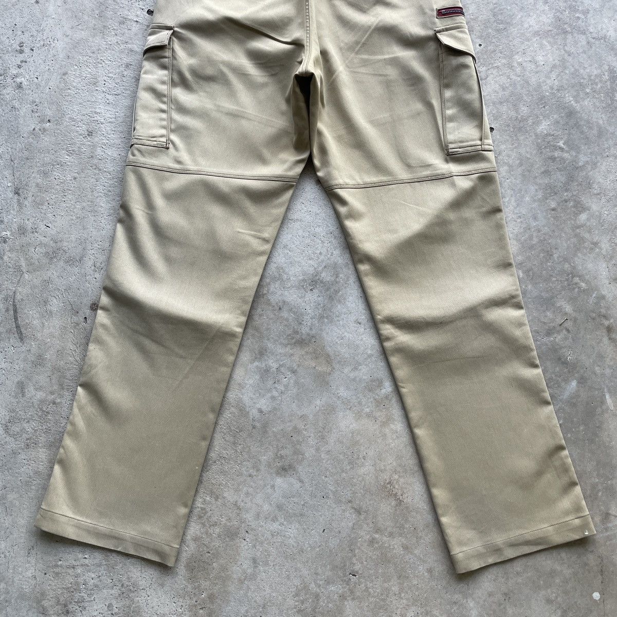 Japanese Brand Japanese Brand Dirty Multipocket Cargo Pants Workwear Size US 32 / EU 48 - 11 Thumbnail
