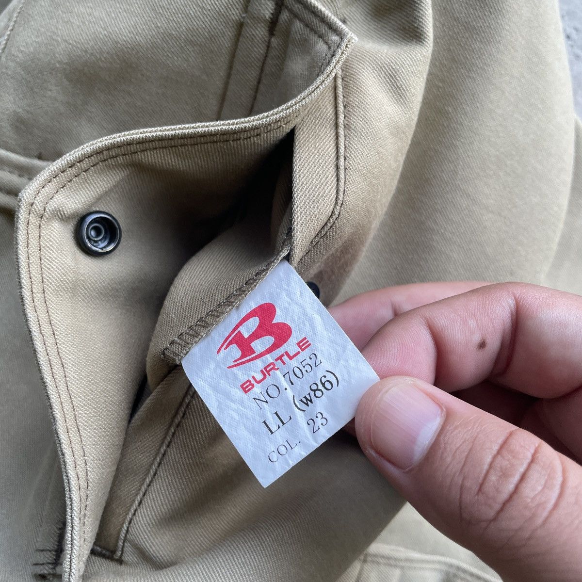 Japanese Brand Japanese Brand Dirty Multipocket Cargo Pants Workwear Size US 32 / EU 48 - 9 Thumbnail