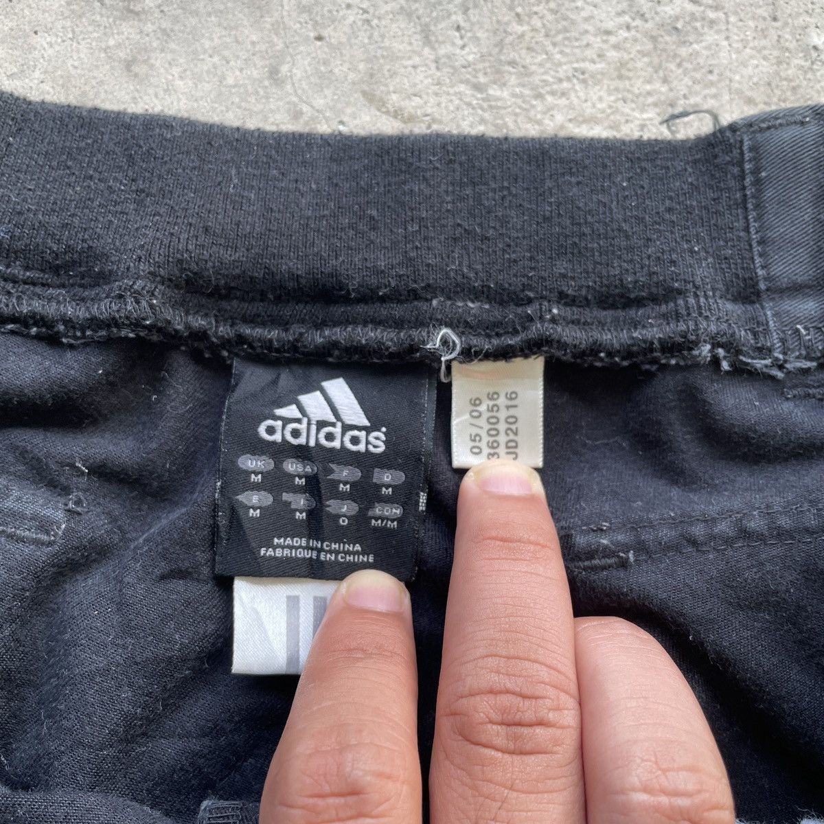 Adidas W34x31.5🔥 Adidas Bush Pocket Black Trousers Pants Casual Size US 34 / EU 50 - 7 Thumbnail
