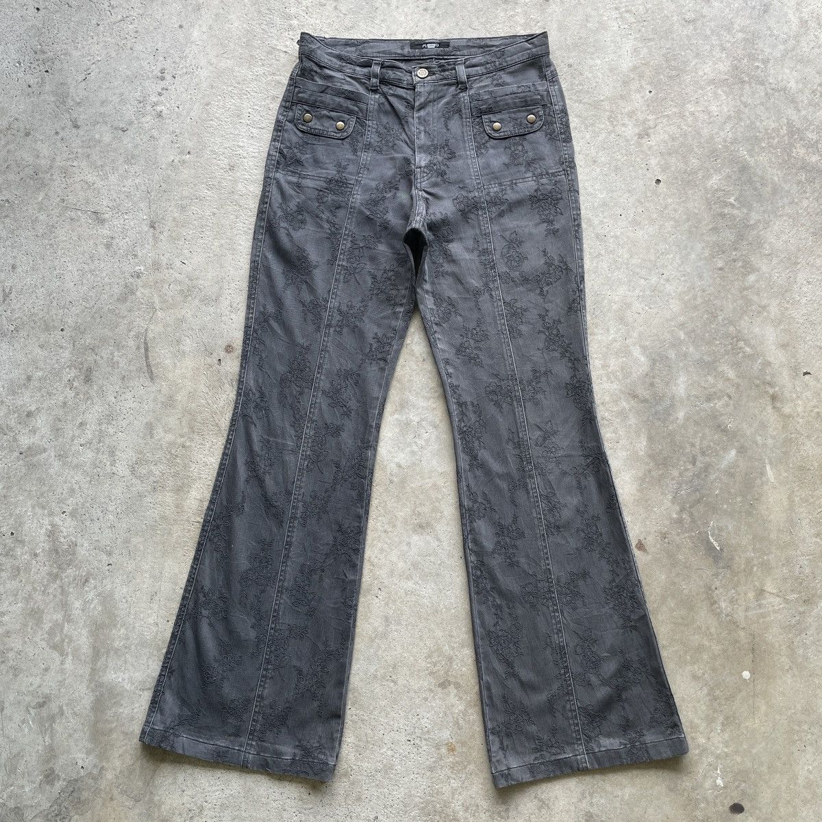 Japanese Brand RARE🔥Japanese Brand Black Faded Flare Trousers Casual Pants Size US 30 / EU 46 - 1 Thumbnail