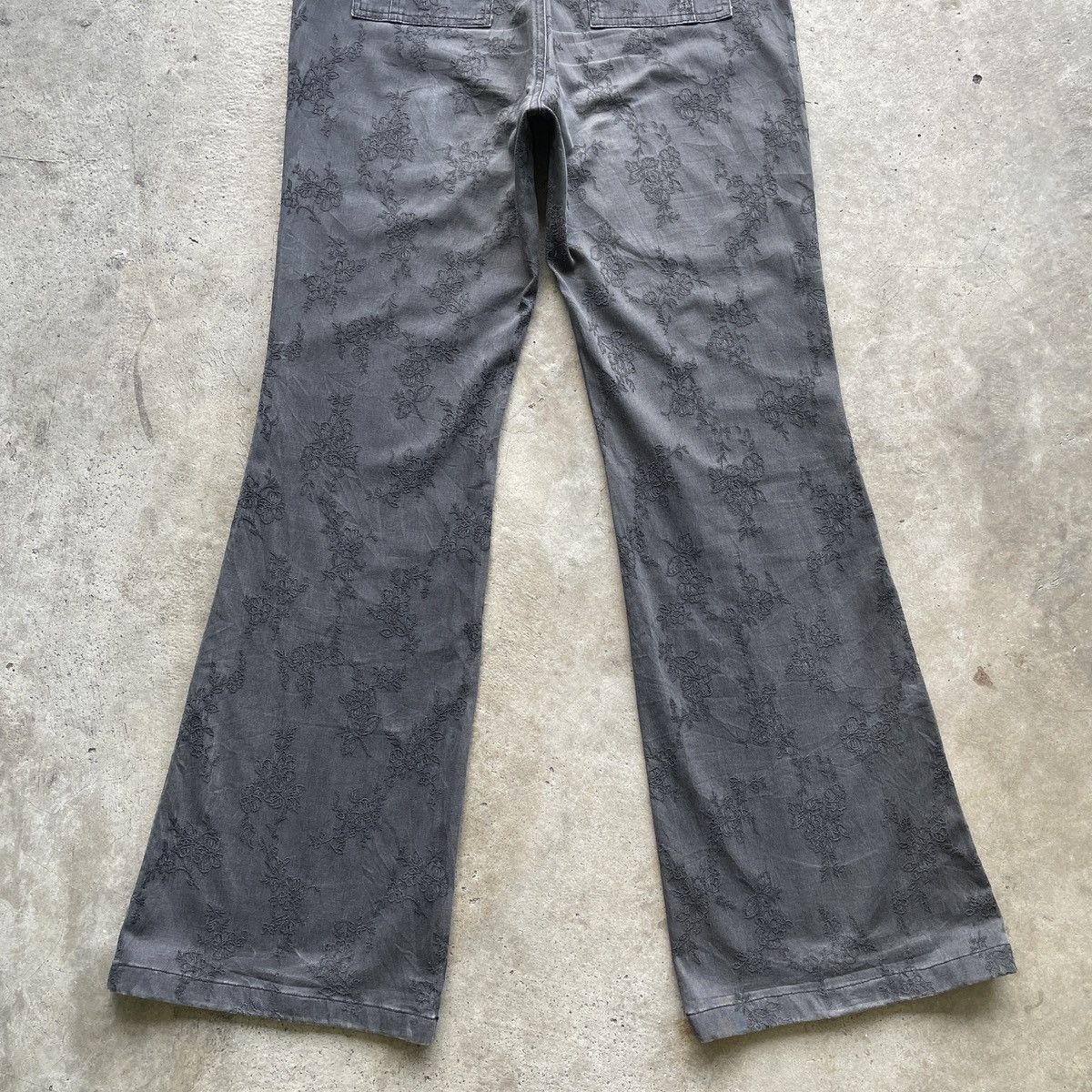 Japanese Brand RARE🔥Japanese Brand Black Faded Flare Trousers Casual Pants Size US 30 / EU 46 - 10 Thumbnail
