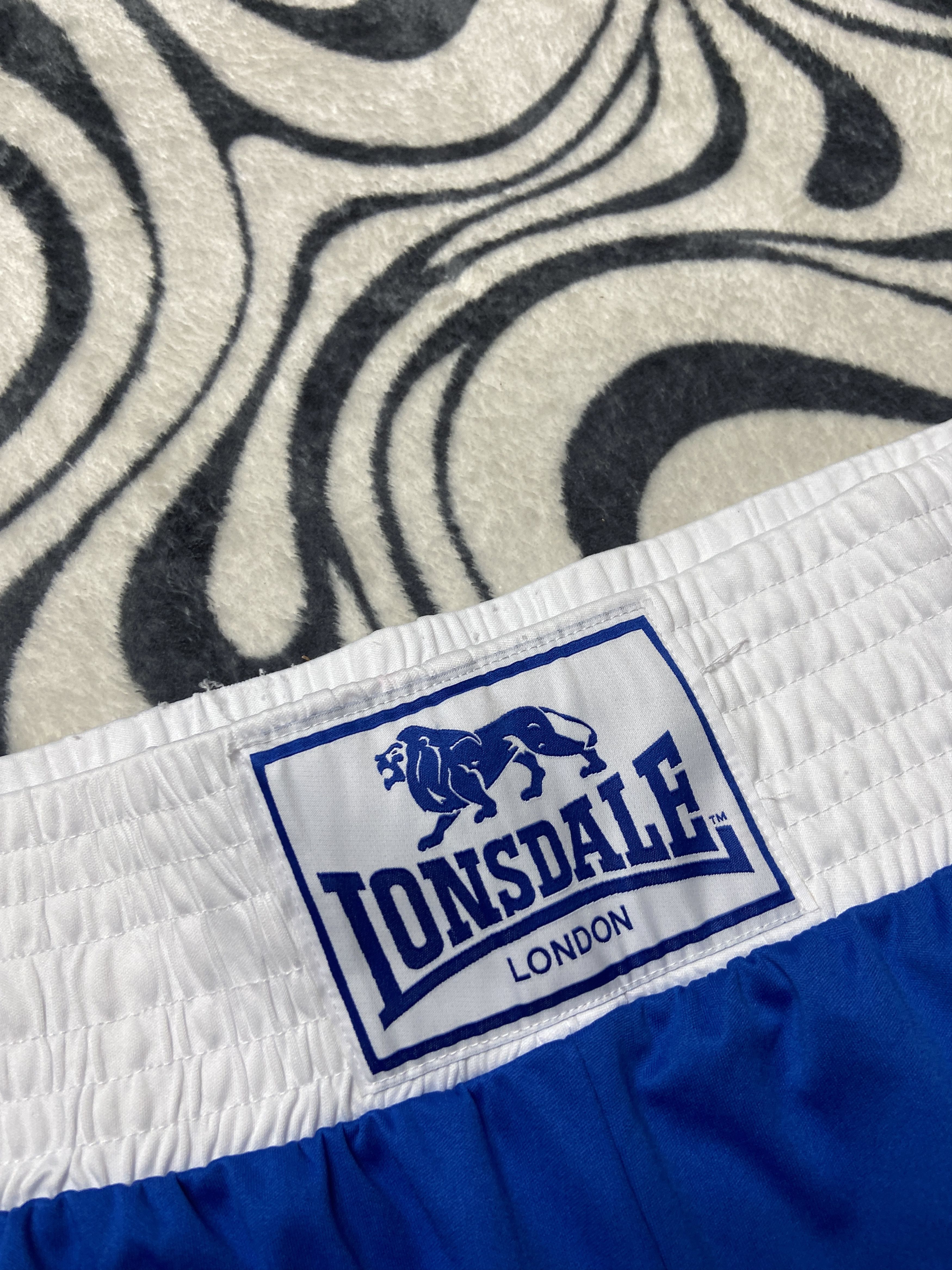 Lonsdale Lonsdale London Mens Boxing Shorts Size US 34 / EU 50 - 3 Thumbnail