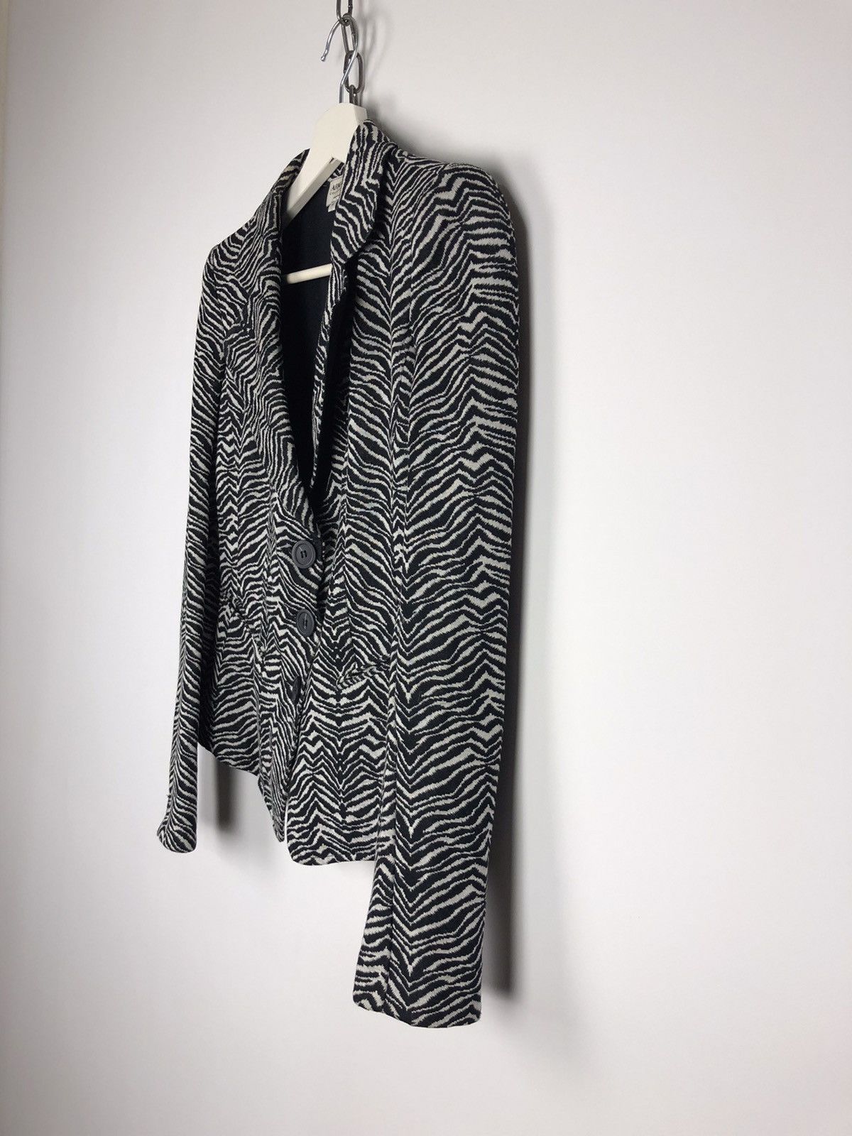 Armani Armani Collezioni Italy Ladies’ Zebra Blazer Jacket Size 40 Size S / US 4 / IT 40 - 5 Thumbnail