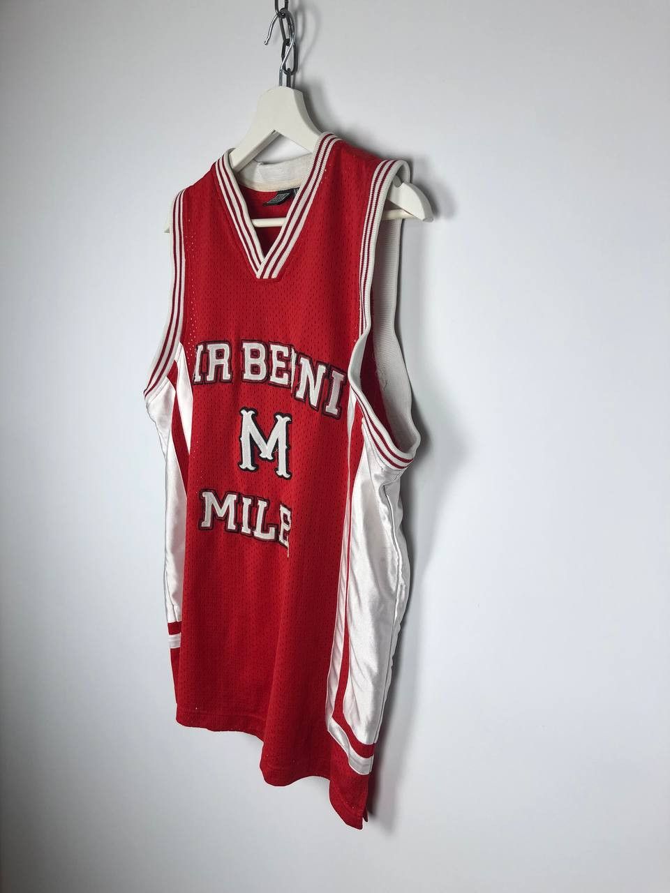 Other SIR BENNI MILES NEW YORK JERSEY TEE BASKETBALL OG SIZE M Size US M / EU 48-50 / 2 - 4 Thumbnail