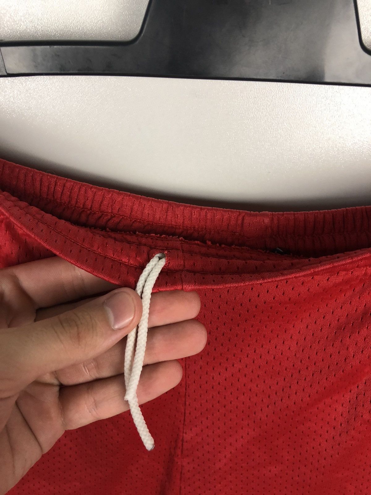 Nike Vintage Nike Team Black Swoosh Logo Red Shorts size M Size US 33 - 5 Thumbnail