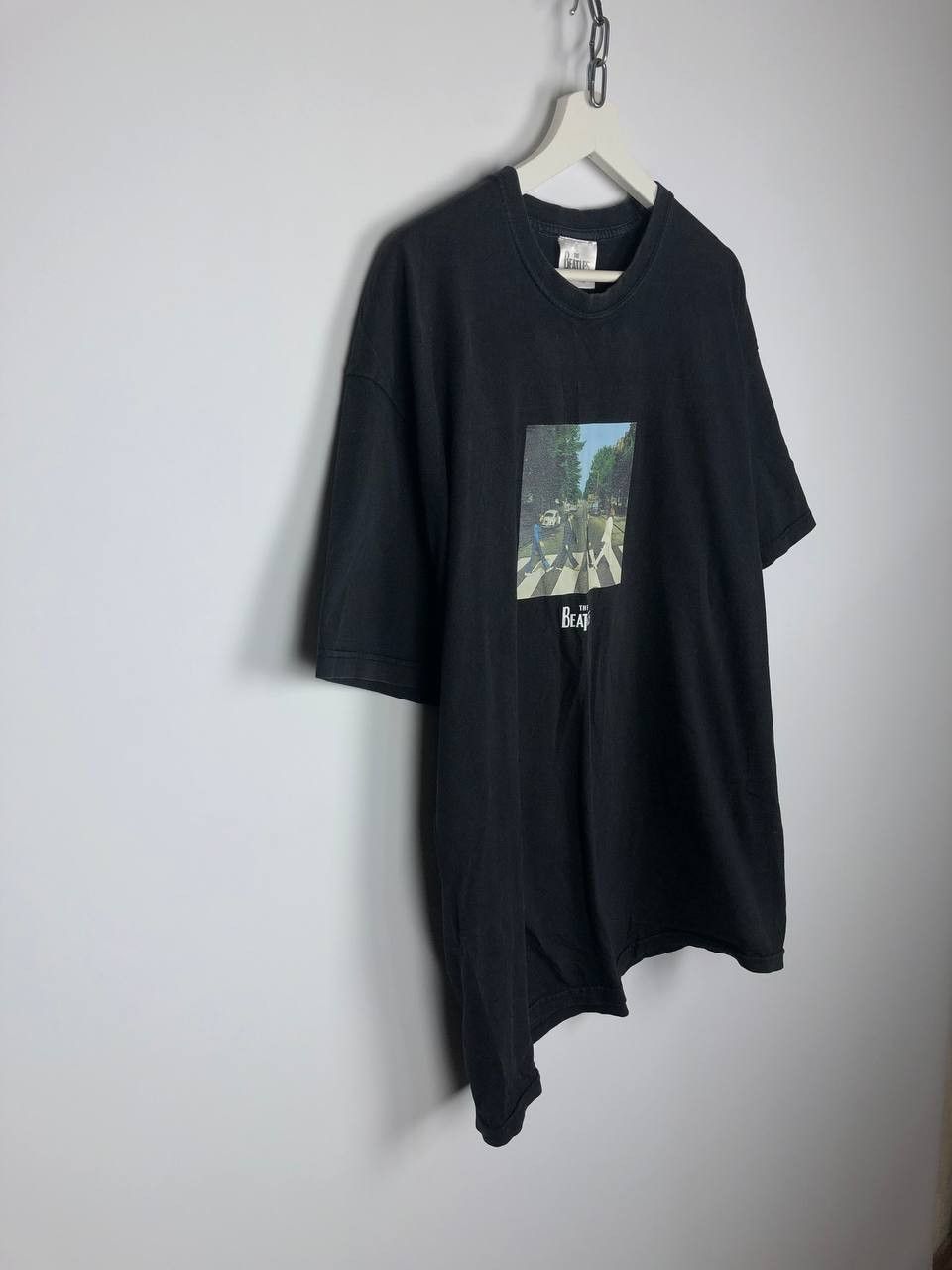 Band Tees Vintage THE BEATLES Merch Print T-SHIRT Rock Tee Size US L / EU 52-54 / 3 - 4 Thumbnail