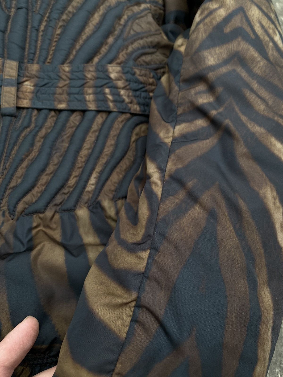 Jean Paul Gaultier Jean Paul Gaultier Vintage puffer fur coyote jacket size 42 Size M / US 6-8 / IT 42-44 - 4 Thumbnail