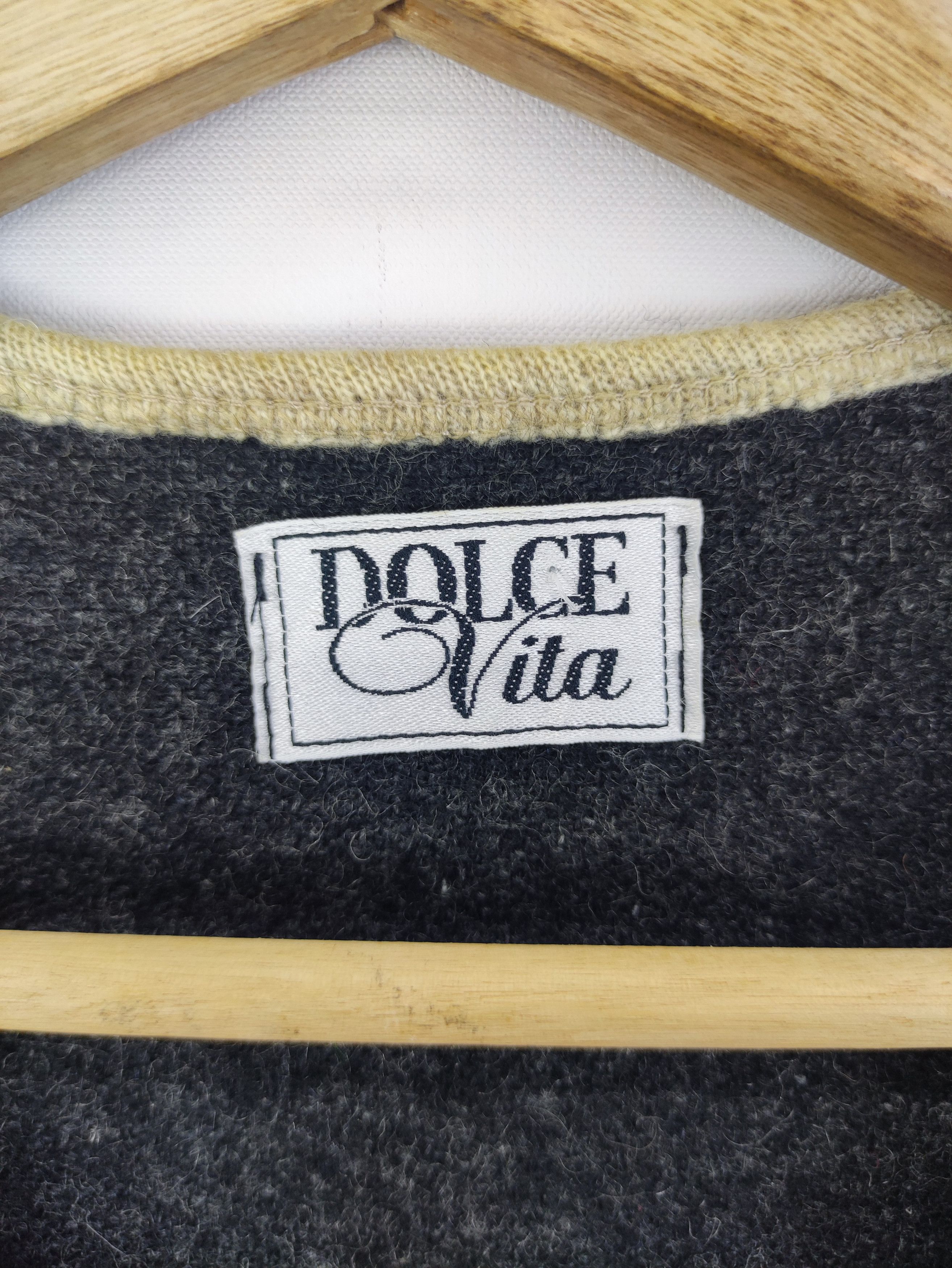 Vintage Vintage Dolce Vita Wool Vest Embroidered Logo Size US M / EU 48-50 / 2 - 2 Thumbnail
