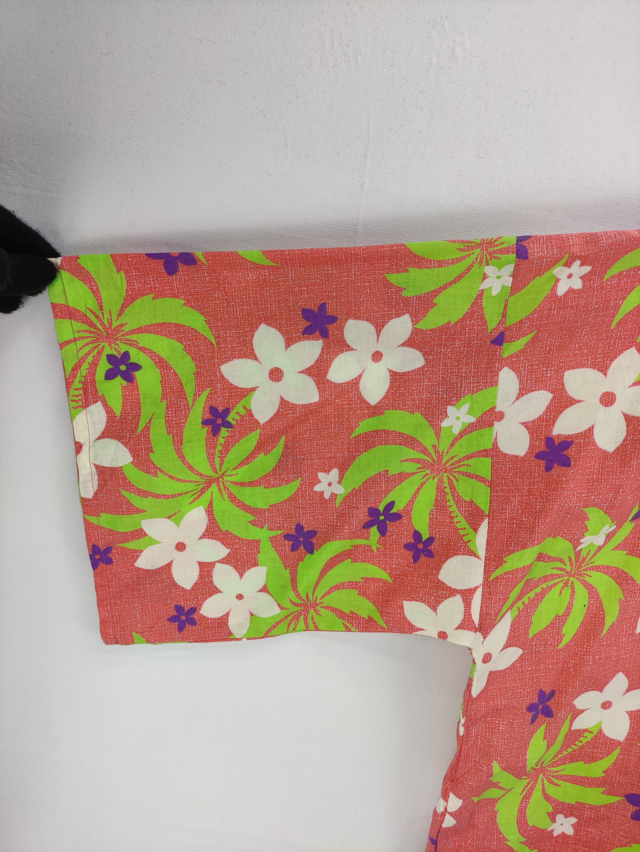 Japanese Brand Vintage Flowers Kimono Cardigan Vestido Size US M / EU 48-50 / 2 - 7 Thumbnail