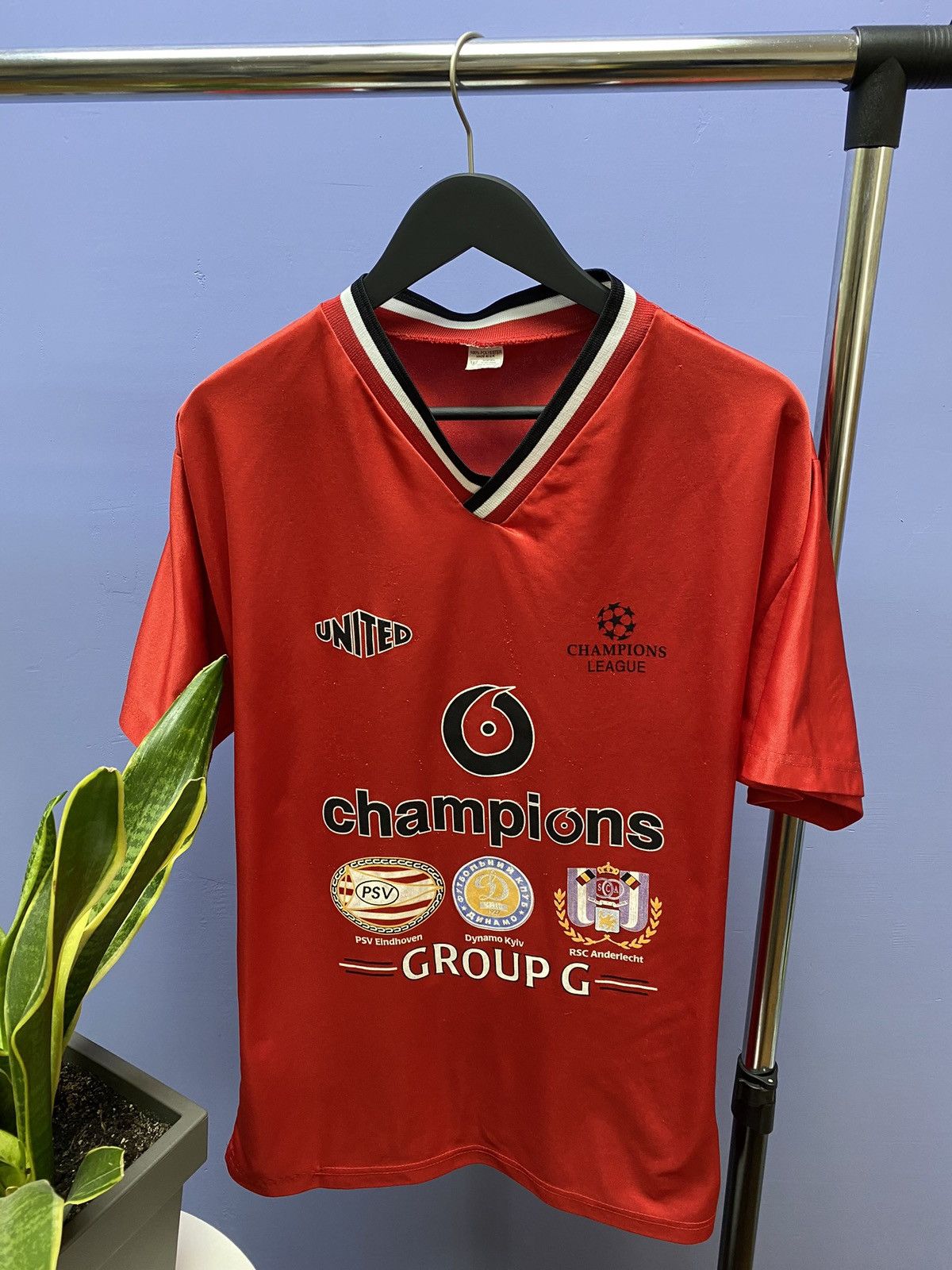 UEFA Manchester United 2000 Champions League Group G Jersey Size US XL / EU 56 / 4 - 6 Thumbnail