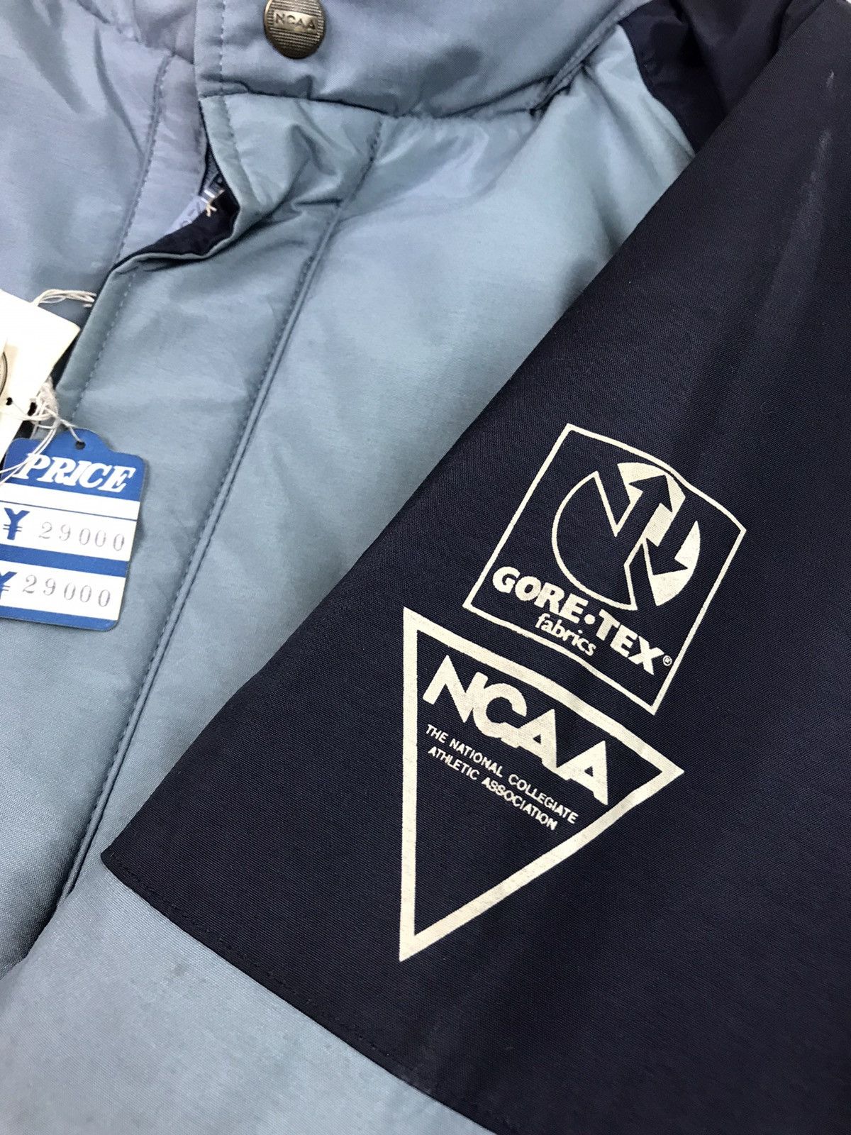 Goretex 🔥ACCEPT BEST OFFER🔥NCAA GORETEX JACKET OUTDOOR LIFE Size US L / EU 52-54 / 3 - 5 Thumbnail