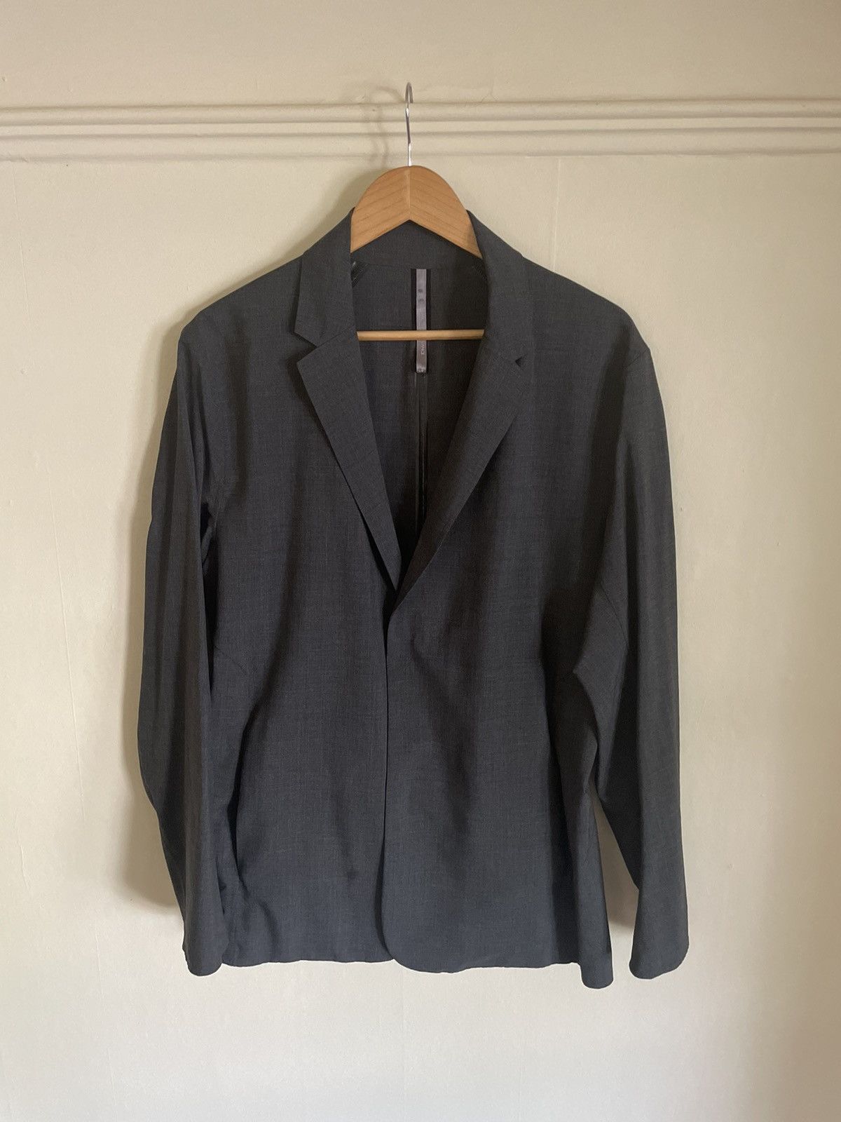 ARC’TERYX VEILANCE HAEDN BLAZER L ARC'TERYX VEILANCE BLAZER LT Jacket navy XS Used | eBay