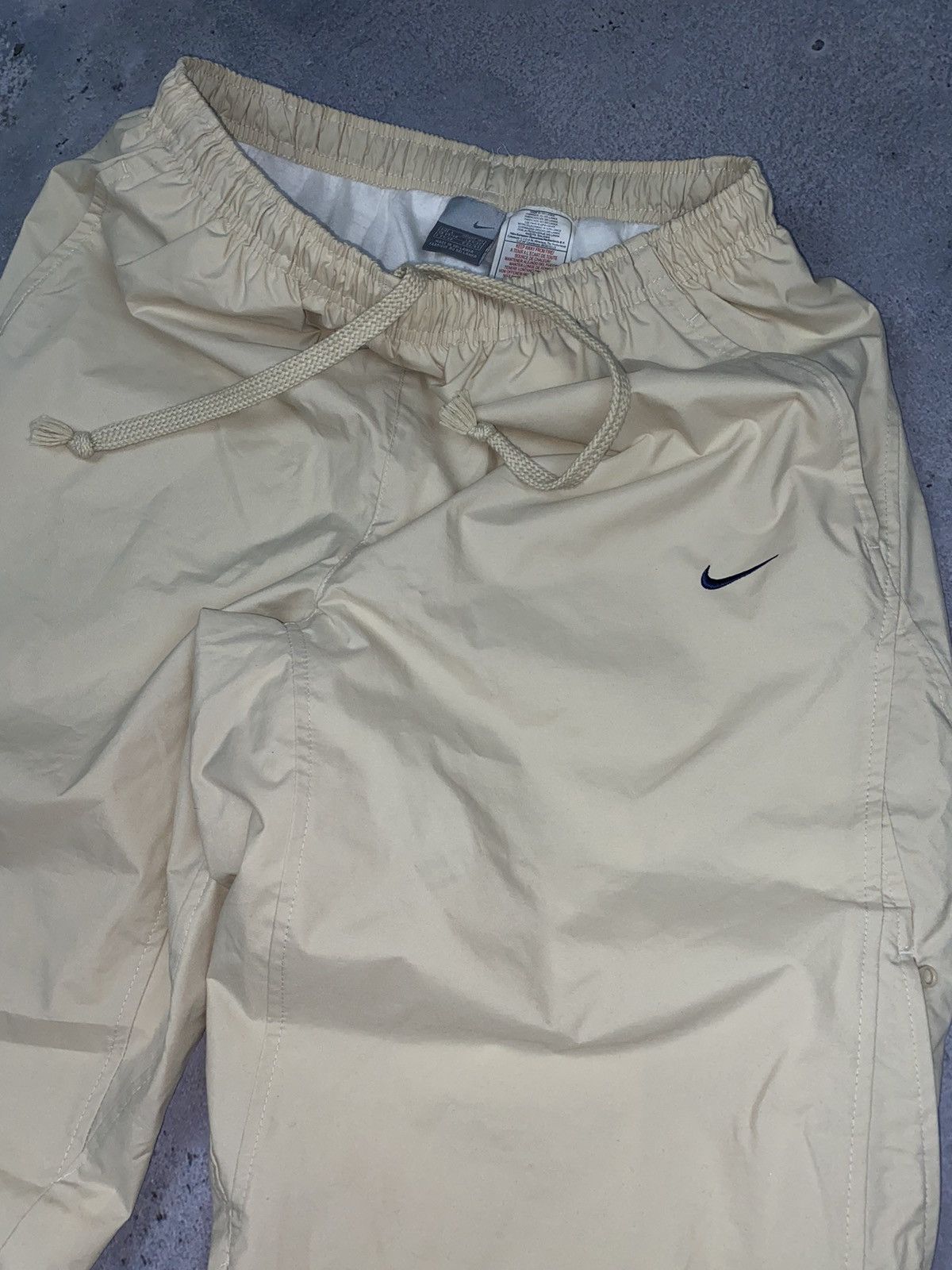 Nike Nike vintage 90s 00s y2k pants sweatpants Size US 36 / EU 52 - 2 Thumbnail