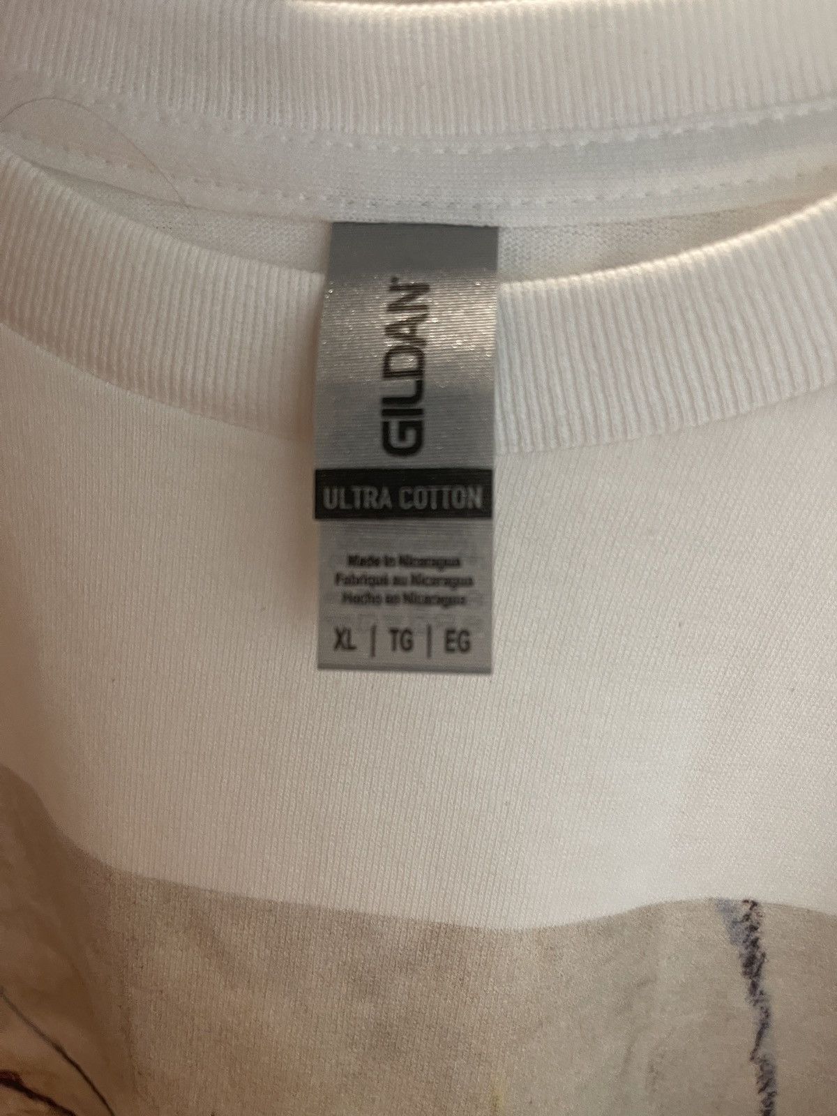 Japanese Brand Yoshitomo Nara A Flood of Circle white Size XL tee Size US XL / EU 56 / 4 - 3 Thumbnail