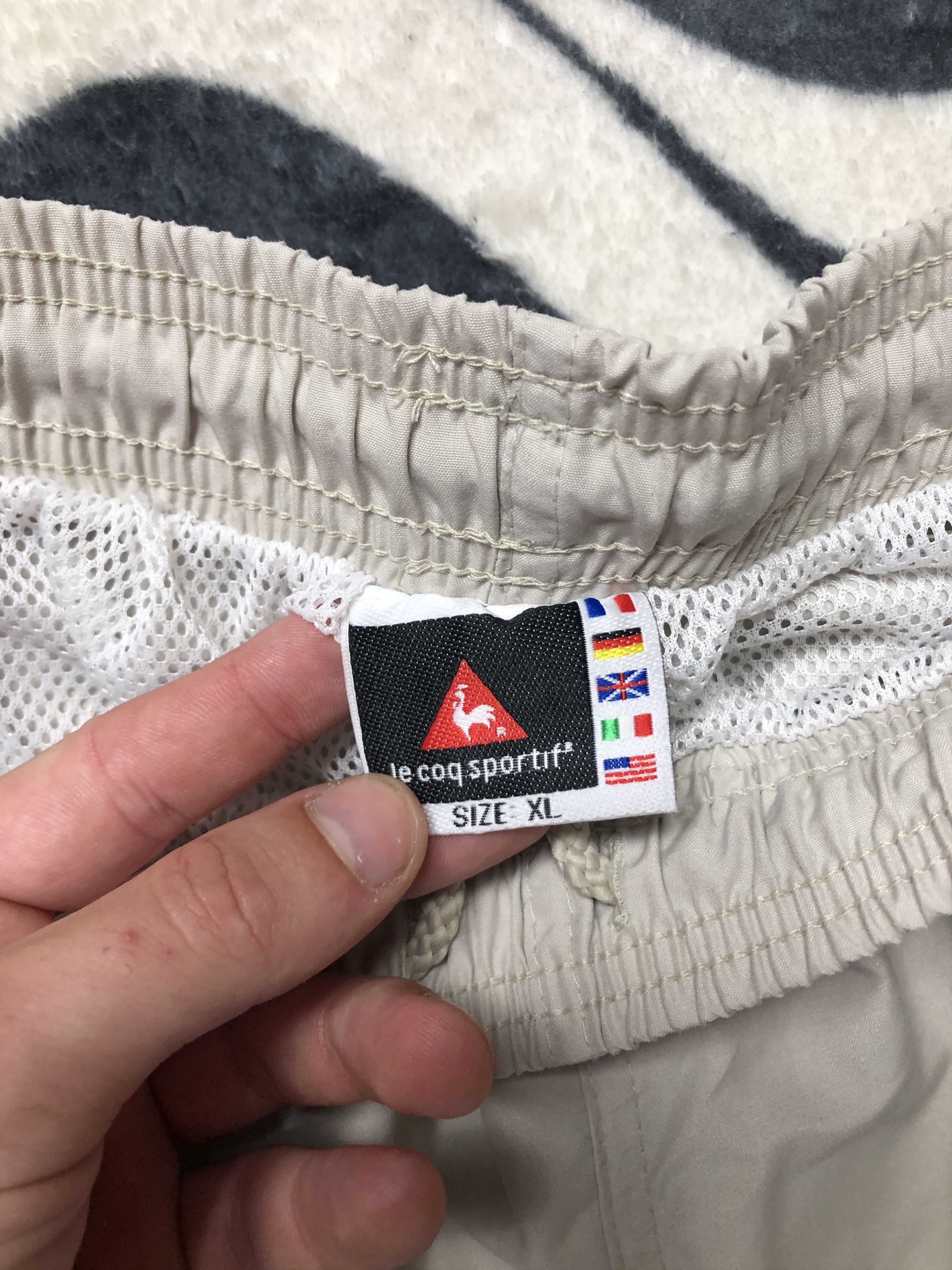 Le Coq Sportif Le Coq Sportif Vintage Mens Nylon Shorts Size US 36 / EU 52 - 3 Thumbnail