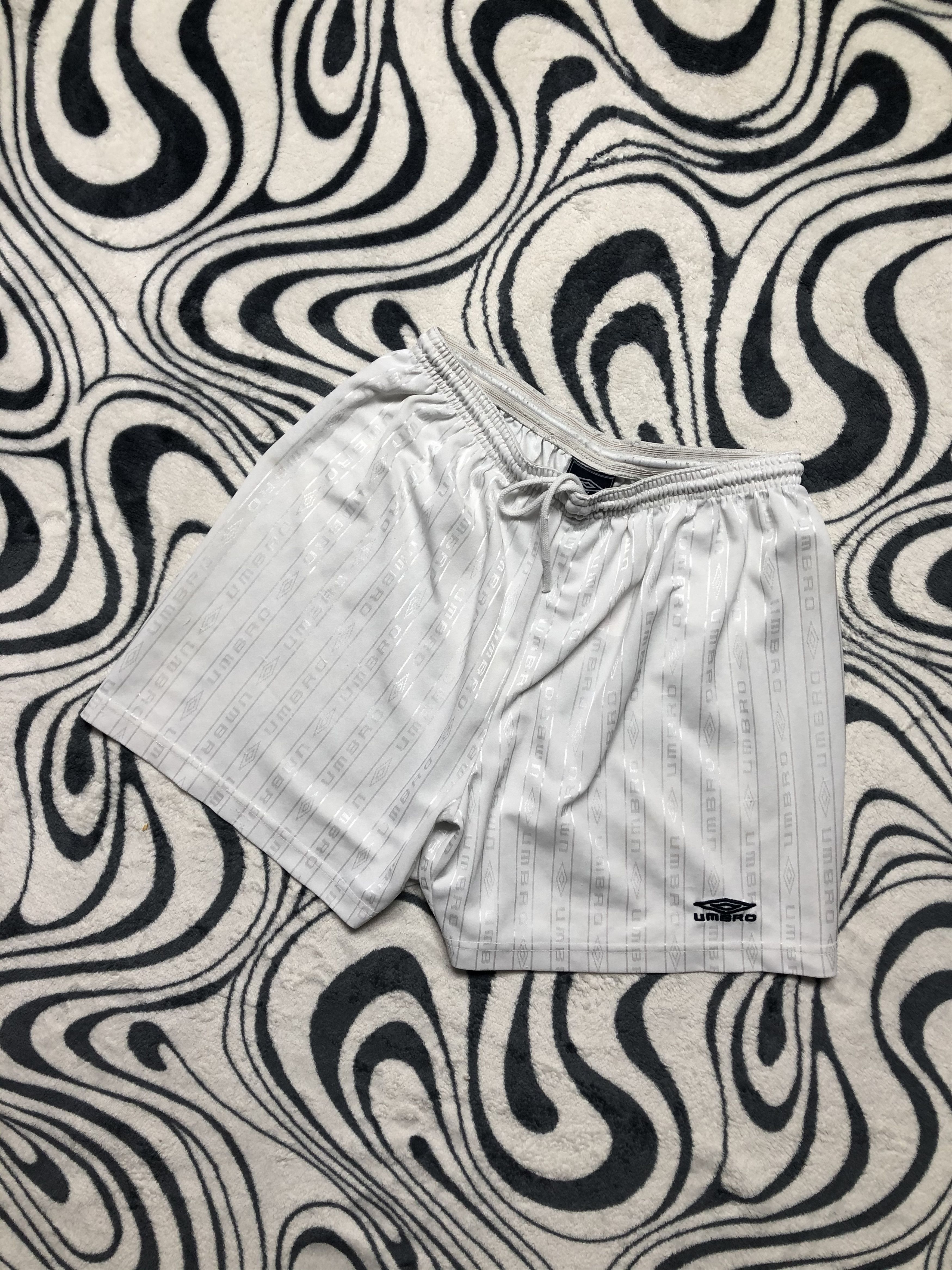 Umbro × Vintage Umbro Vintage Mens Shorts Size US 34 / EU 50 - 1 Thumbnail