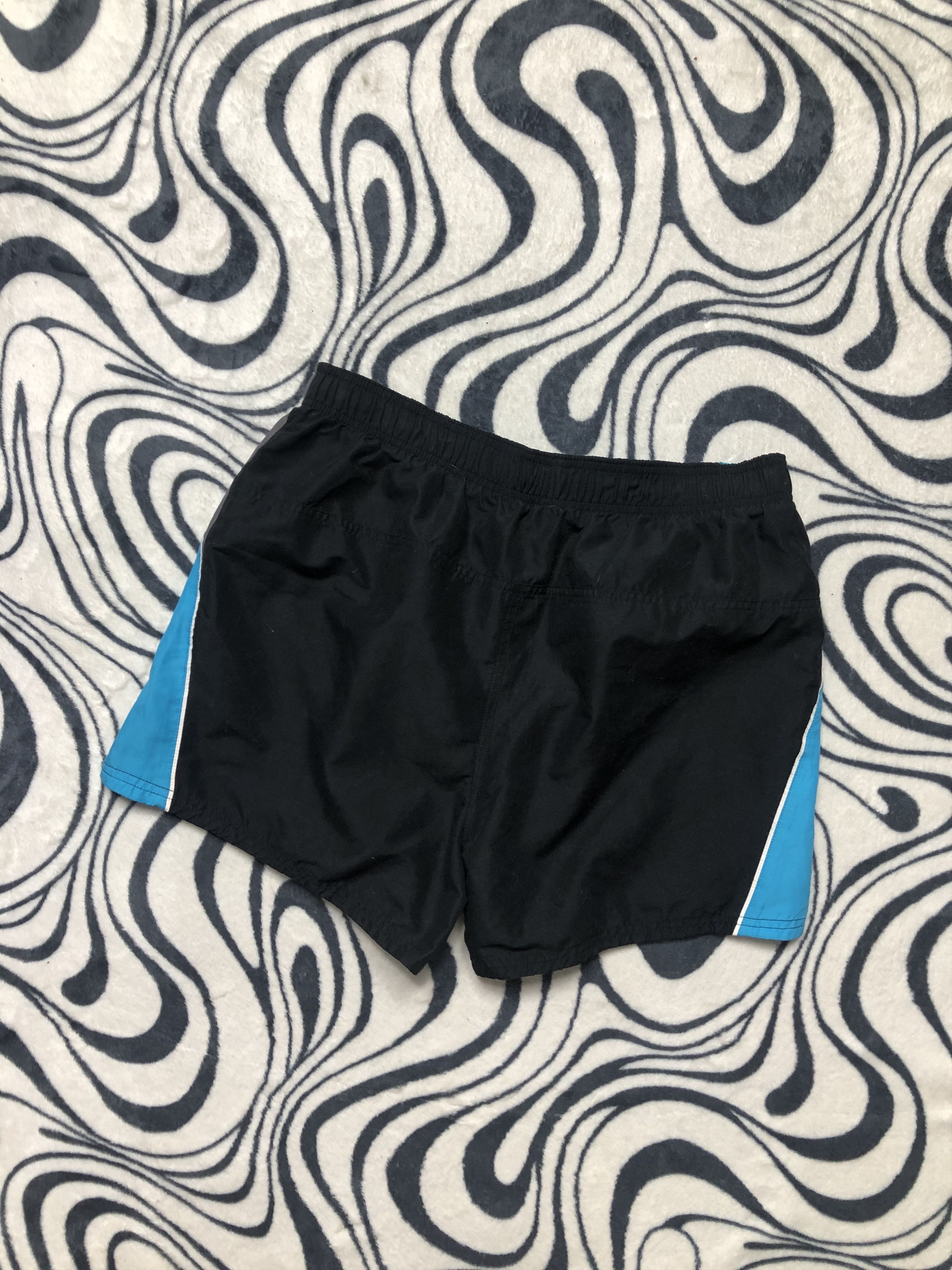 Nike Nike Vintage Mens Nylon Shorts Y2K Size US 34 / EU 50 - 5 Thumbnail