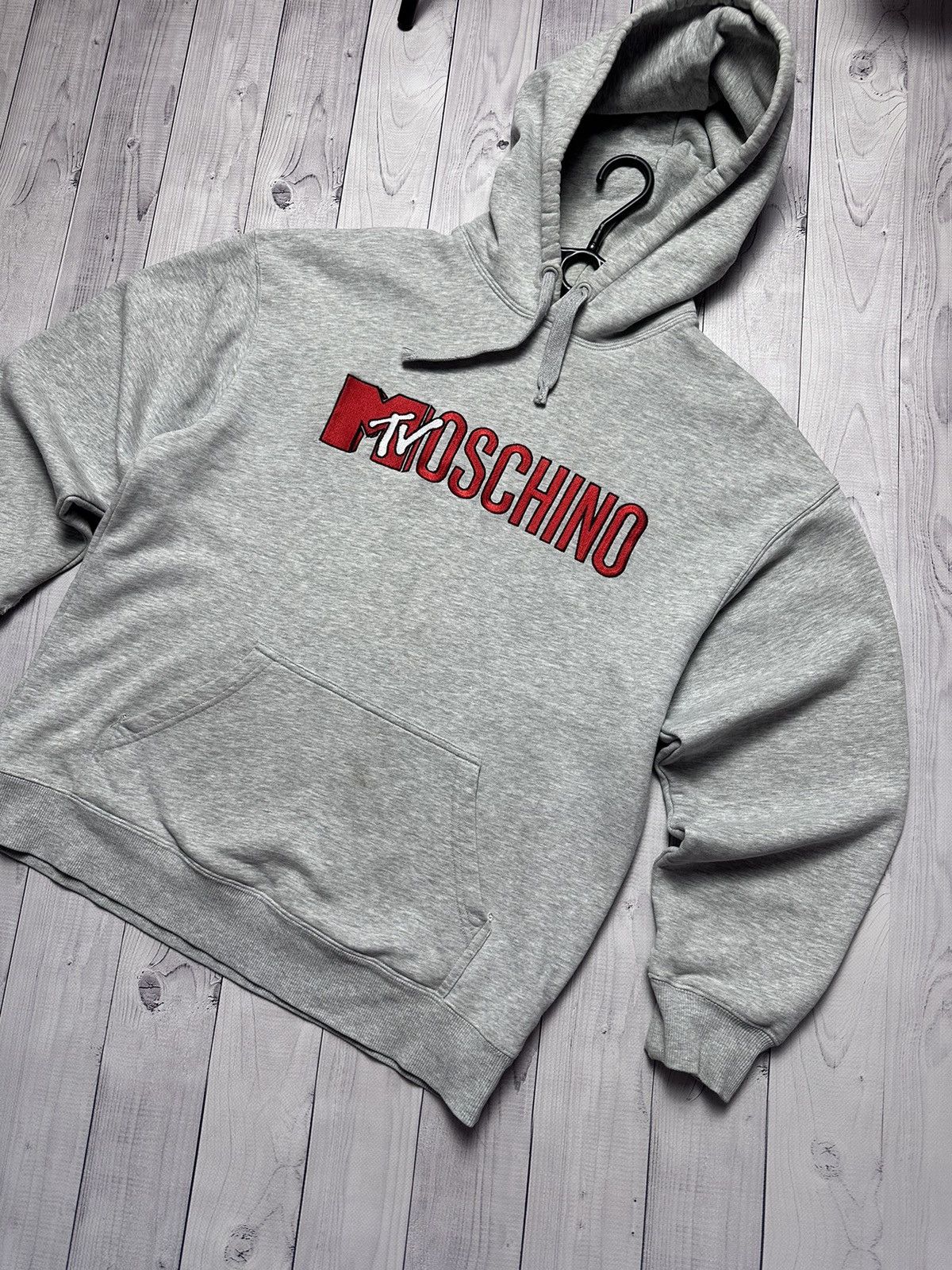 Moschino × Vintage Vintage Moschino Tv box logo hoodie rare size S Size US S / EU 44-46 / 1 - 2 Thumbnail