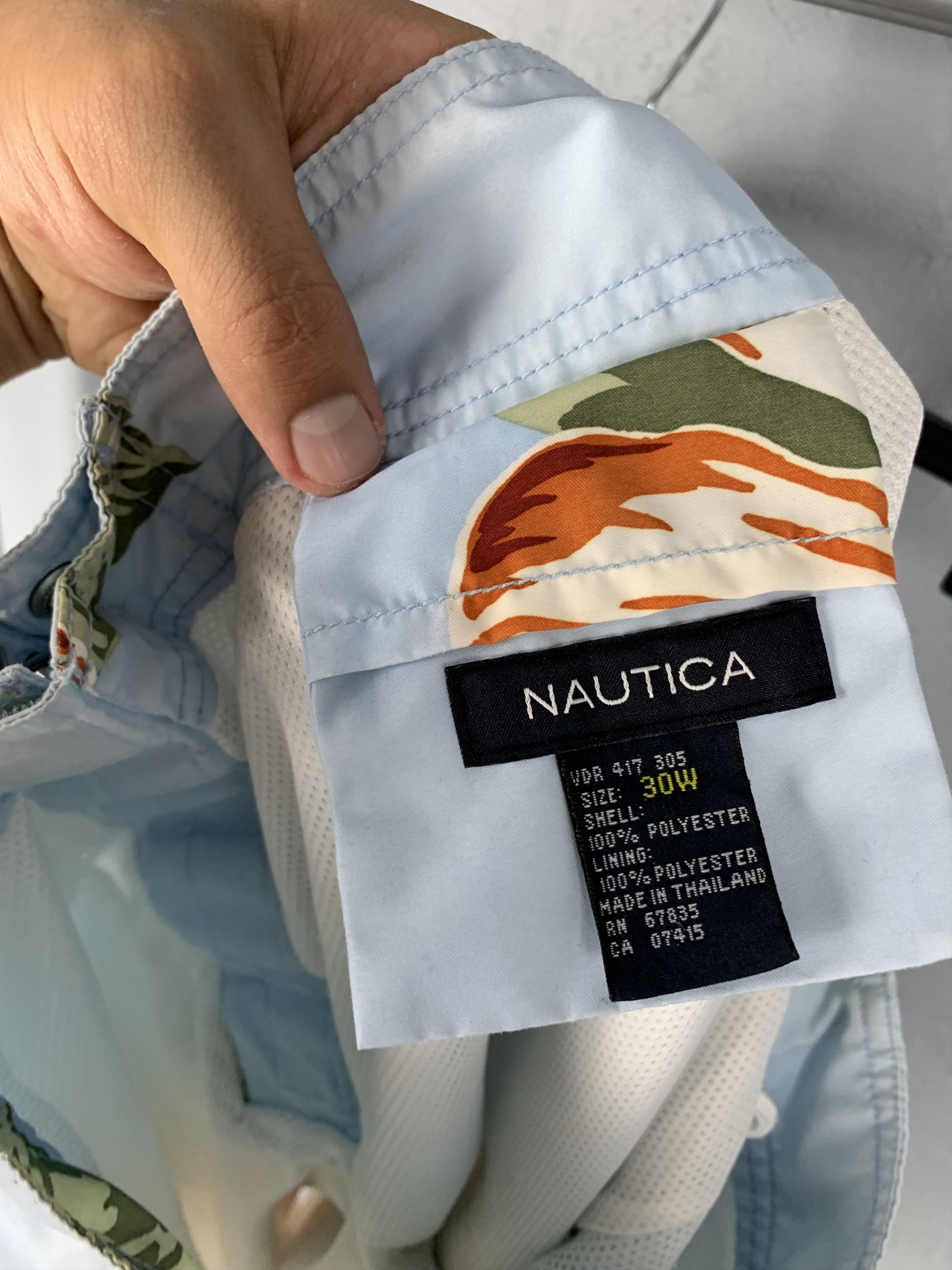 Nautica Nautica Vintage Nylon Mens Shorts Y2K Floral Print Size US 30 / EU 46 - 7 Thumbnail