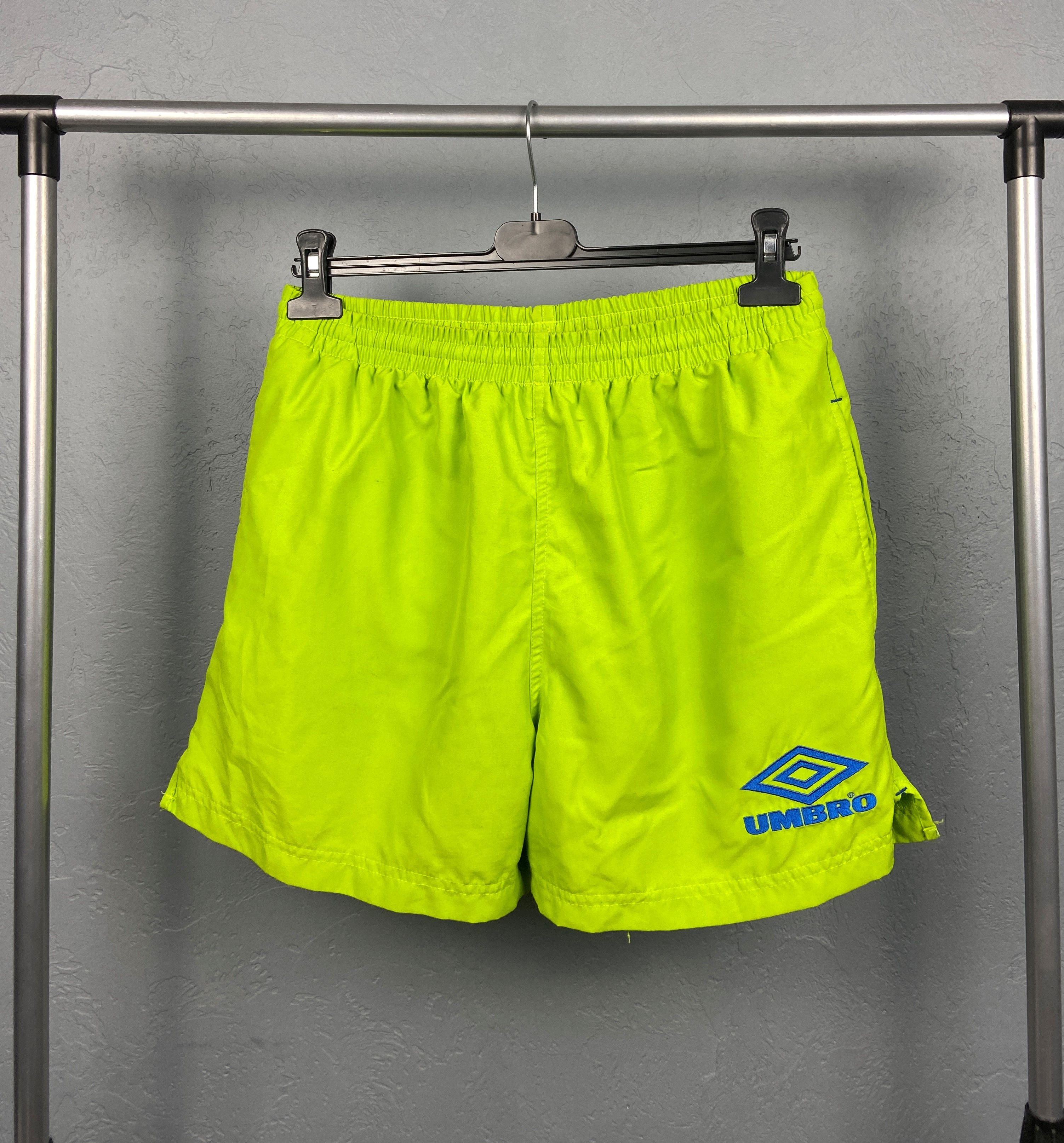 Umbro × Vintage Umbro Vintage Mens Nylon Shorts Size US 32 / EU 48 - 1 Thumbnail