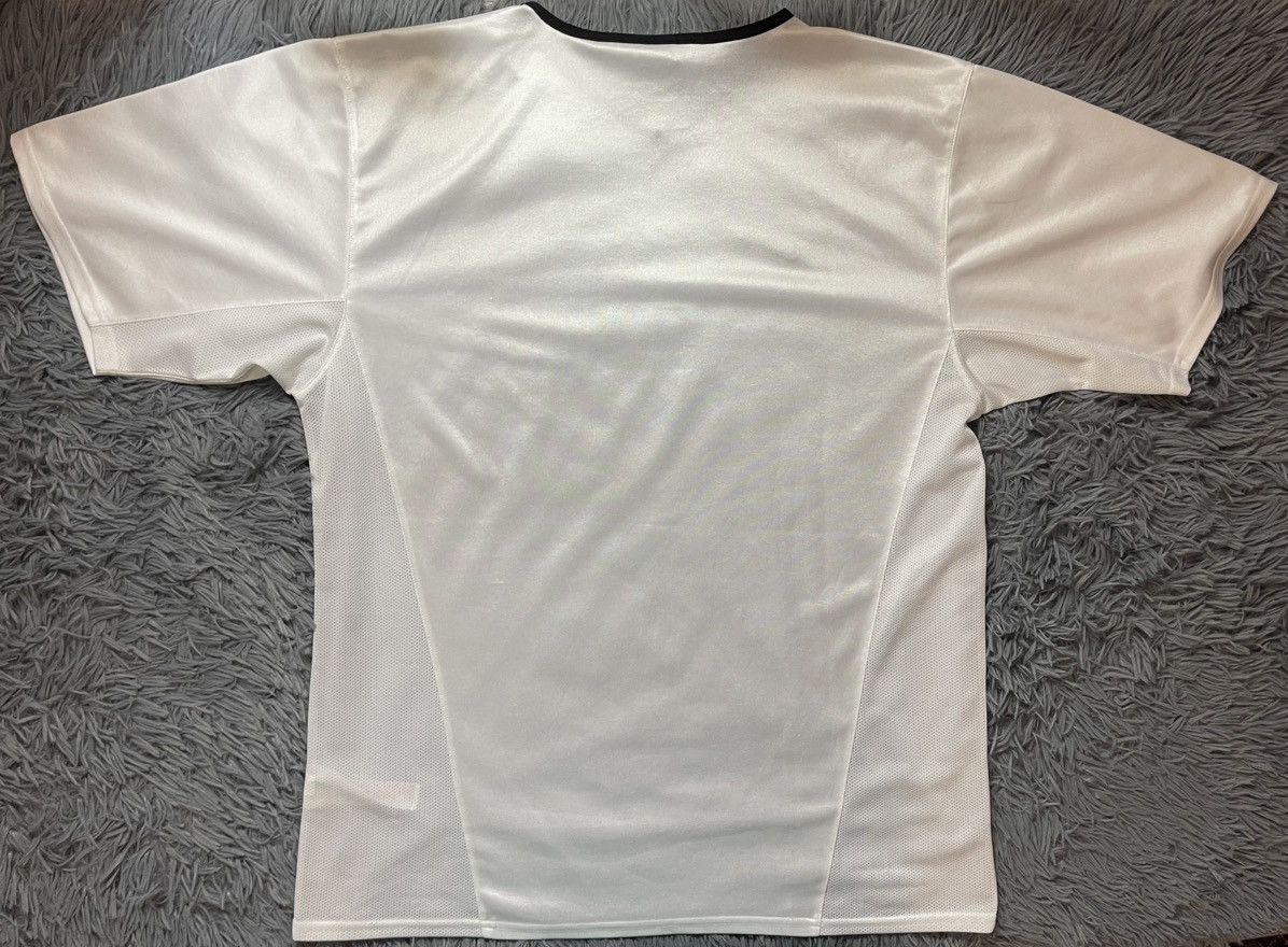 Nike × Vintage Nike Y2K vintage silver metallic t-shirt Size US L / EU 52-54 / 3 - 9 Thumbnail