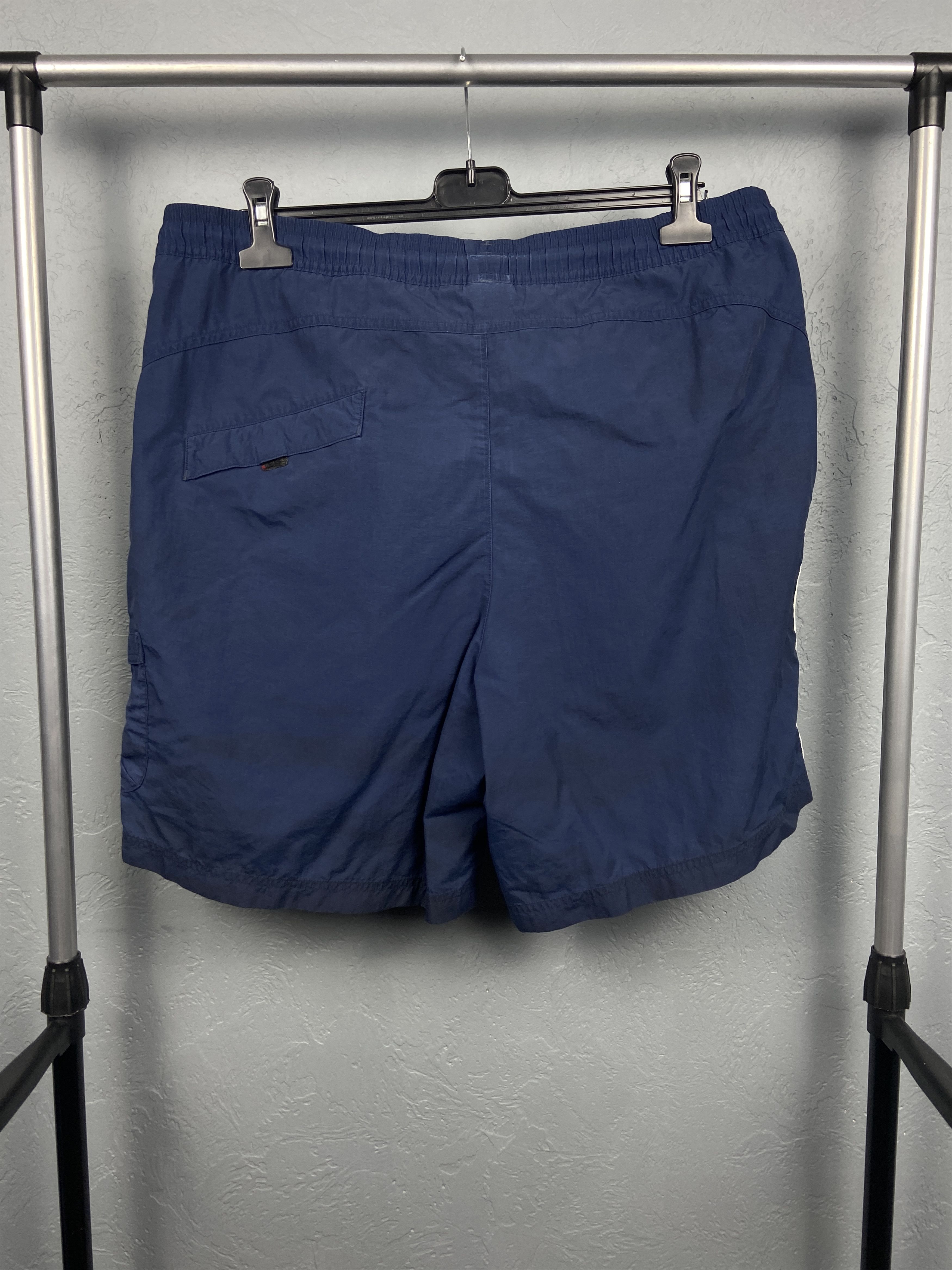 Adidas Adidas Vintage Mens Nylon Shorts Size US 36 / EU 52 - 4 Thumbnail
