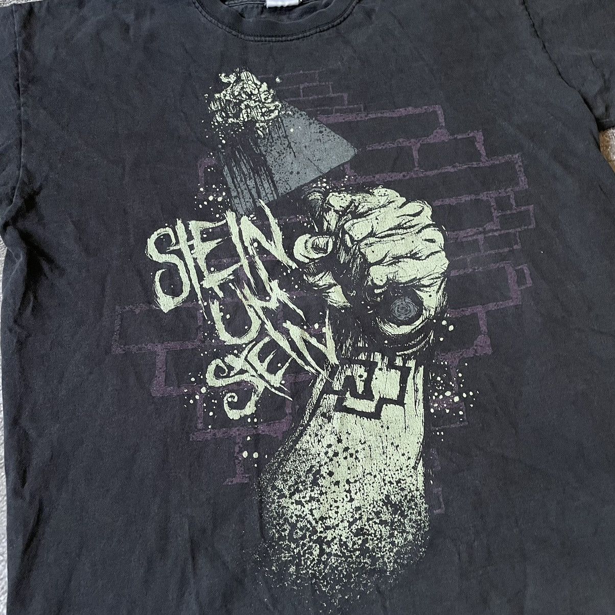 Vintage Vintage Y2K Faded Black Graphic Tee Horror Punk Skate Boxy M Size US M / EU 48-50 / 2 - 6 Thumbnail