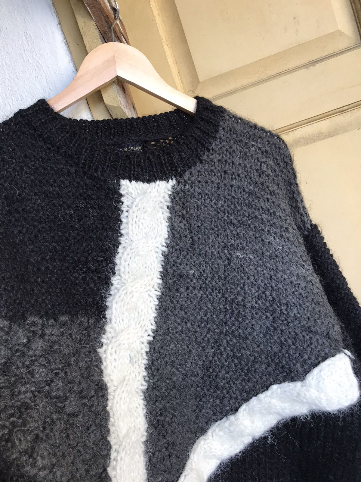 Japanese Brand Vintage Elvencedor Printed Wool Knit Sweater Size US L / EU 52-54 / 3 - 14 Thumbnail