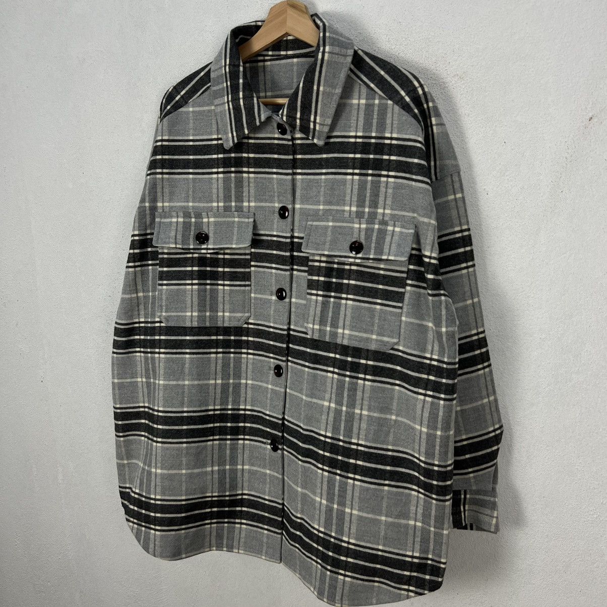 Flannel × Japanese Brand VINTAGE GU JAPAN FLANNEL JACKET TARTAN DESIGN GENTLY USED Size US XL / EU 56 / 4 - 2 Thumbnail